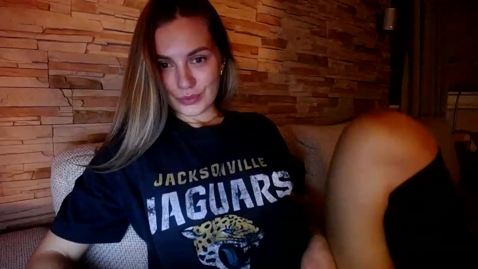 Gallery image thumbnail from Free_Love's myfreecams stream on, 02/01/2023, 20:29 image 11 of 20