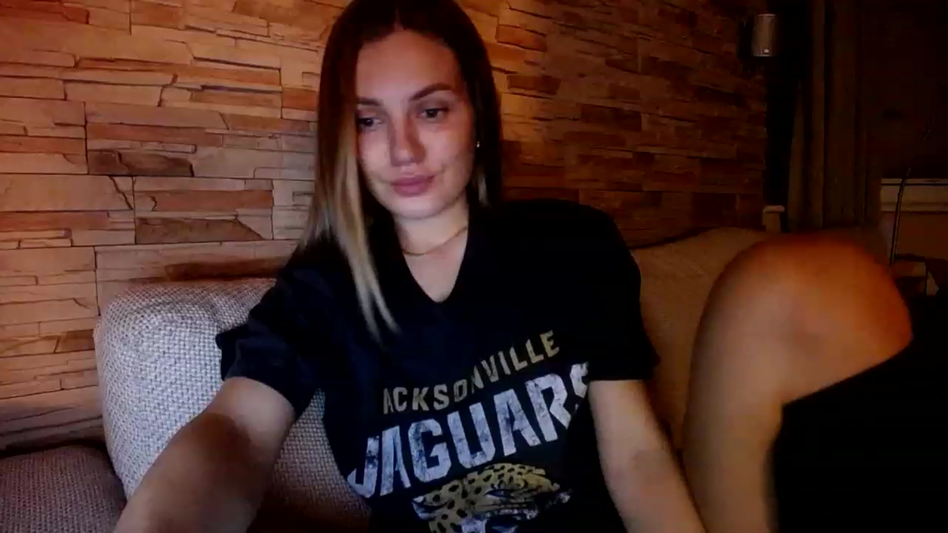 Gallery image thumbnail from Free_Love's myfreecams stream on, 02/01/2023, 21:15 image 8 of 20