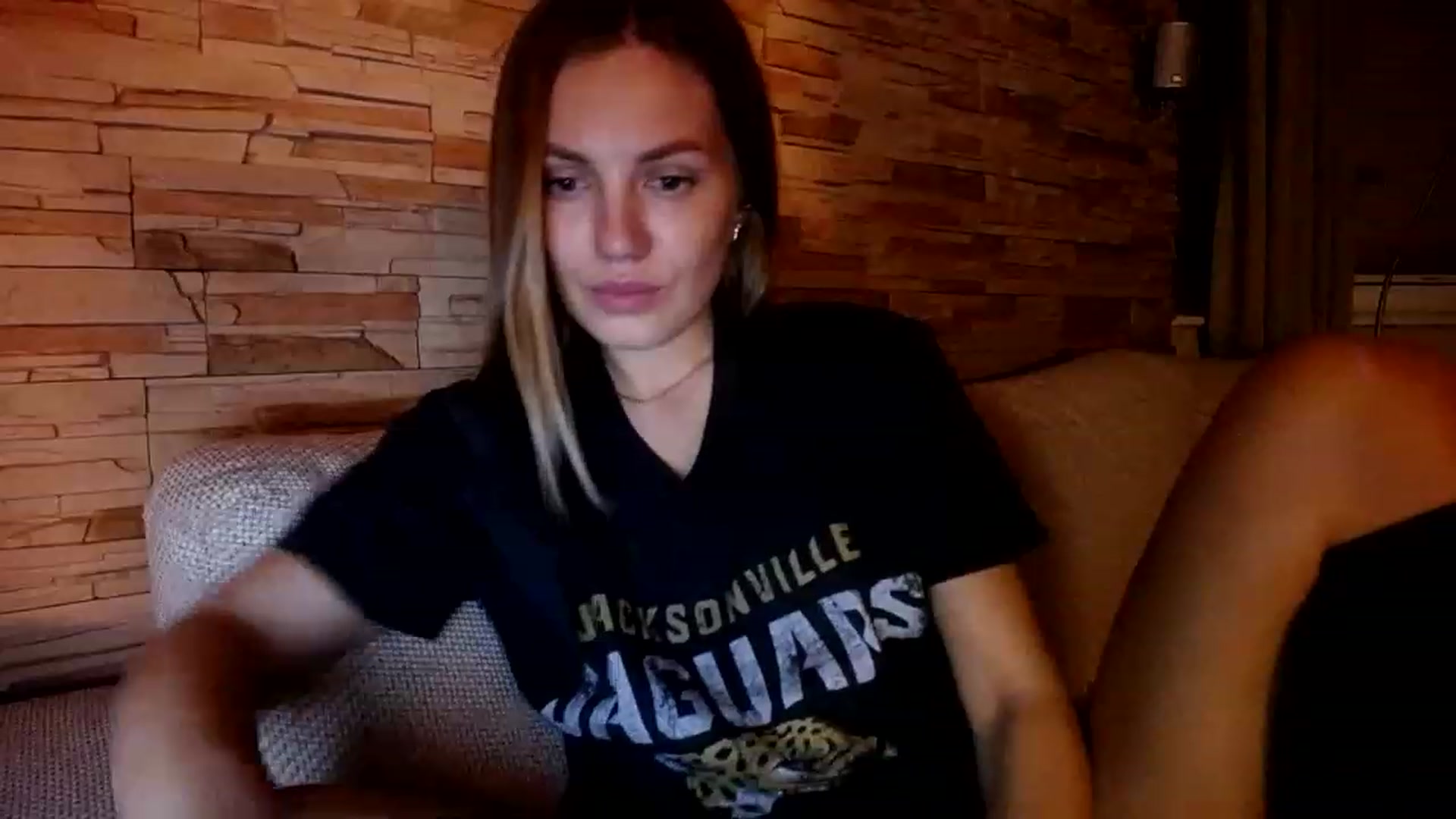 Gallery image thumbnail from Free_Love's myfreecams stream on, 02/01/2023, 21:15 image 7 of 20