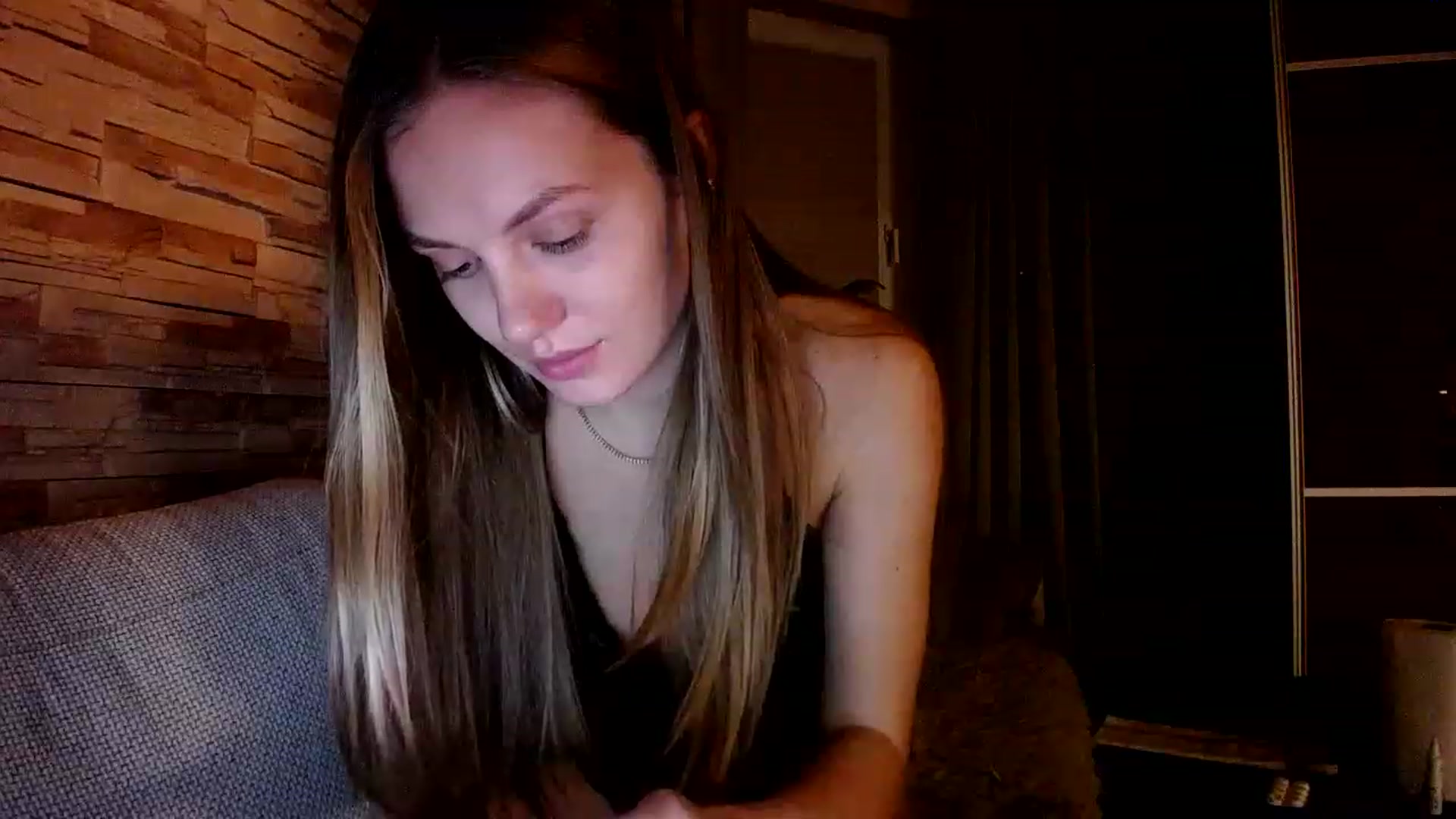Gallery image thumbnail from Free_Love's myfreecams stream on, 02/04/2023, 22:28 image 18 of 20