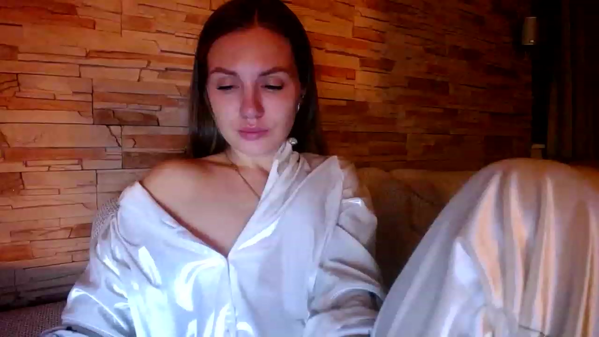 Gallery image thumbnail from Free_Love's myfreecams stream on, 02/11/2023, 22:44 image 13 of 20