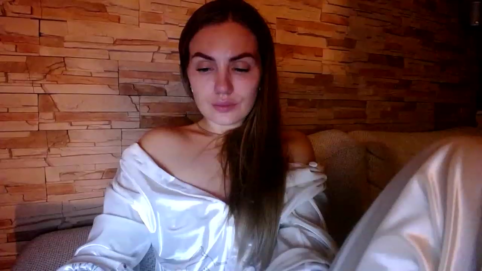 Gallery image thumbnail from Free_Love's myfreecams stream on, 02/12/2023, 22:13 image 12 of 20