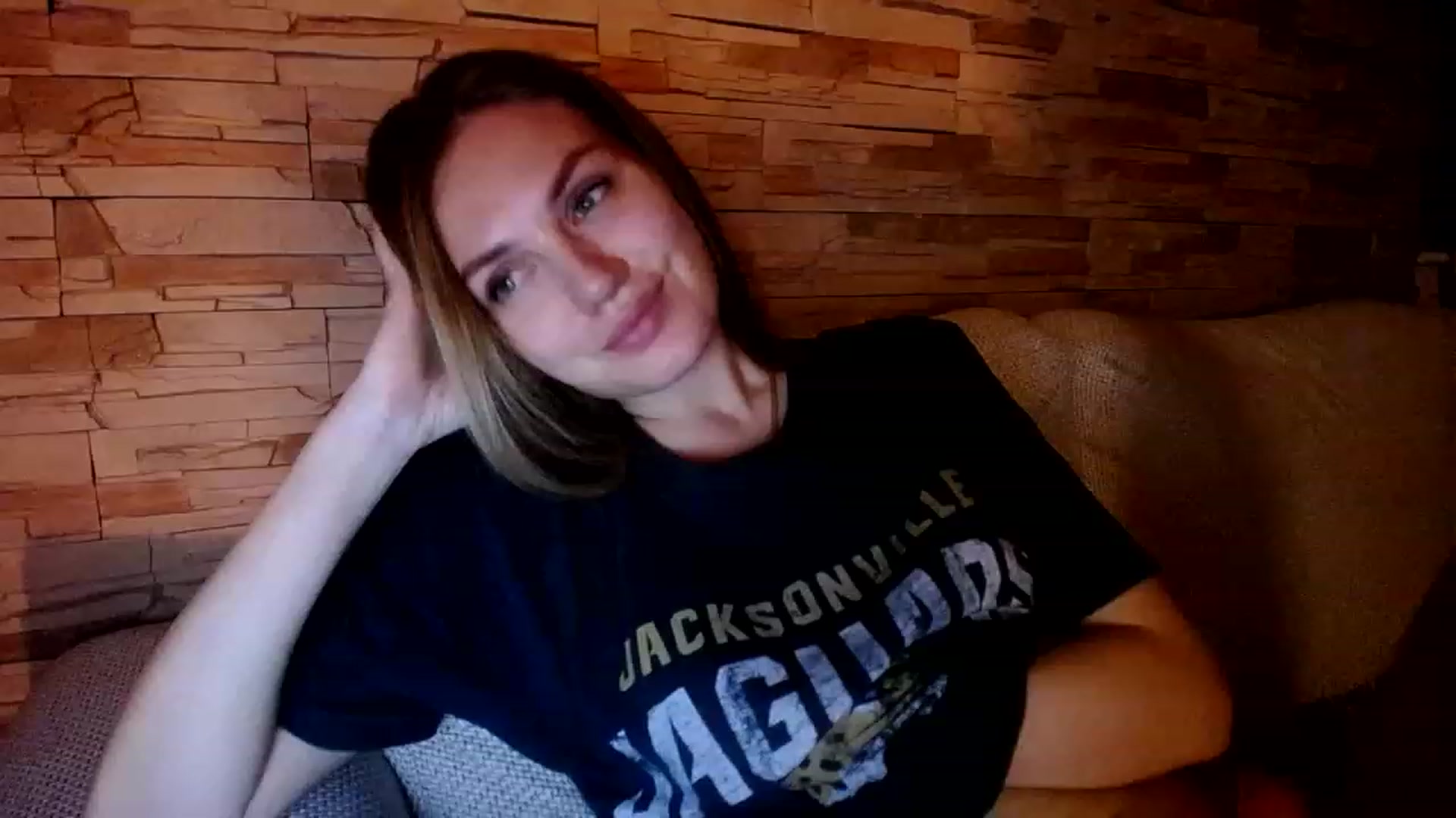 Gallery image thumbnail from Free_Love's myfreecams stream on, 03/07/2023, 21:44 image 19 of 20