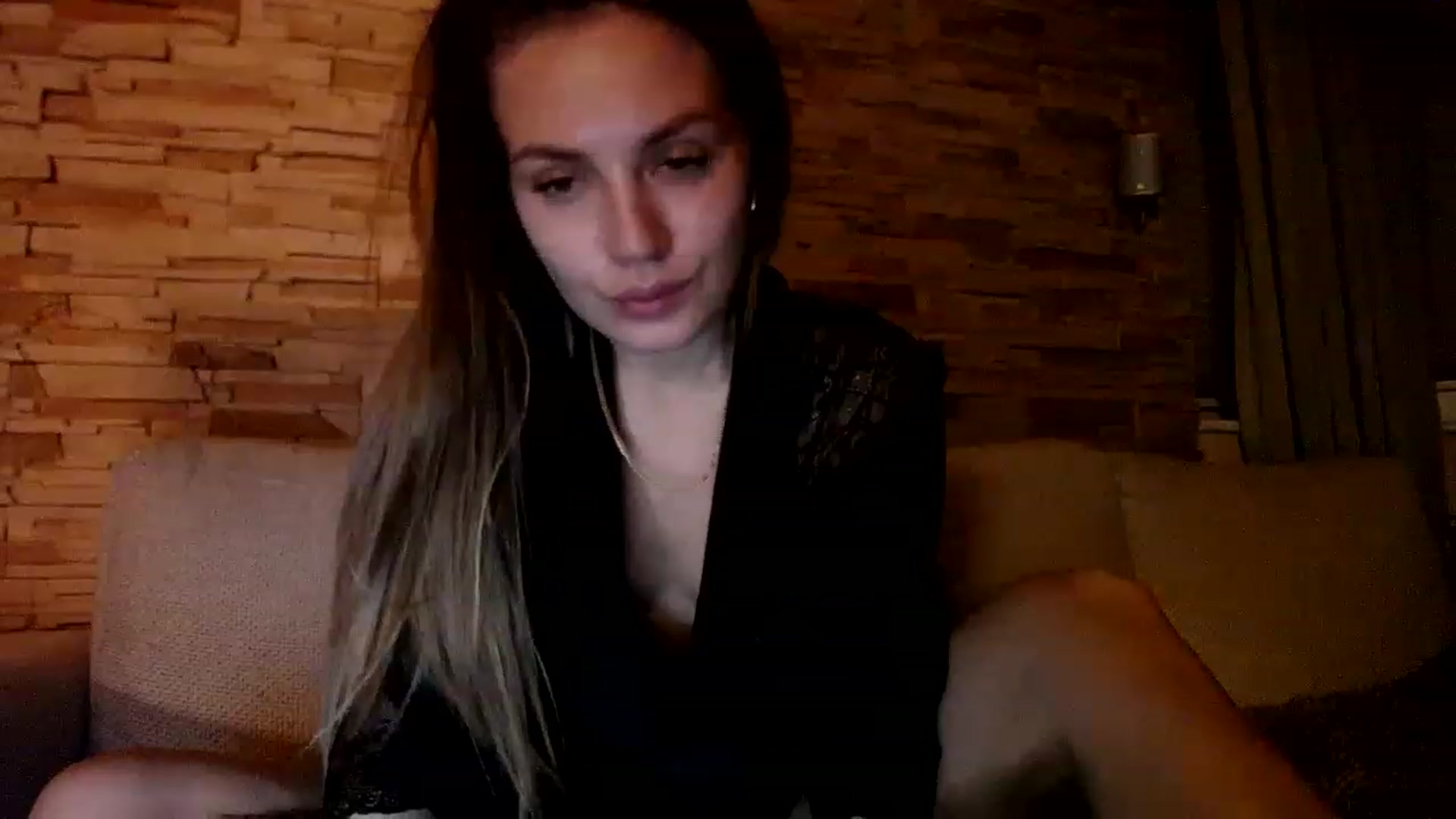 Gallery image thumbnail from Free_Love's myfreecams stream on, 03/09/2023, 22:44 image 6 of 20