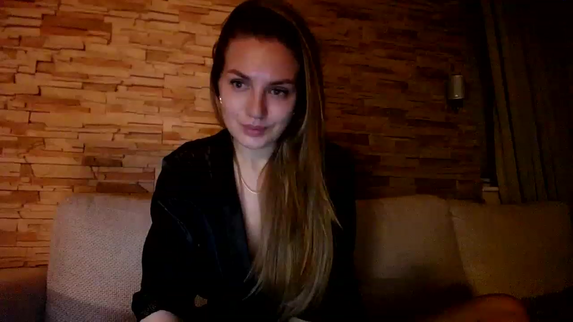 Gallery image thumbnail from Free_Love's myfreecams stream on, 03/09/2023, 22:44 image 18 of 20