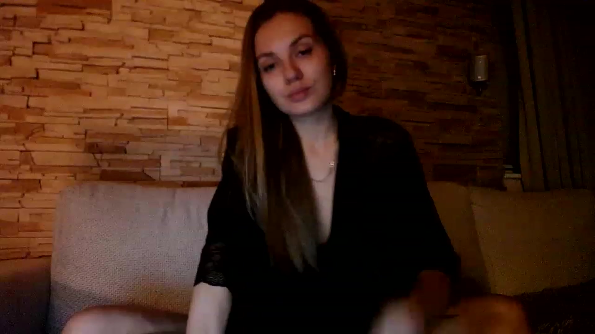 Gallery image thumbnail from Free_Love's myfreecams stream on, 03/09/2023, 22:44 image 9 of 20