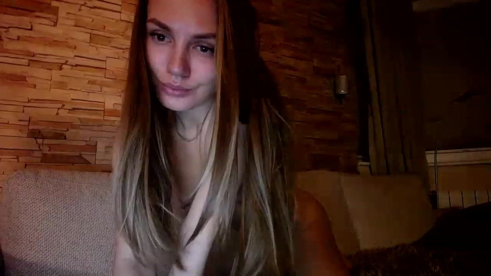 Gallery image thumbnail from Free_Love's myfreecams stream on, 03/11/2023, 23:18 image 11 of 20