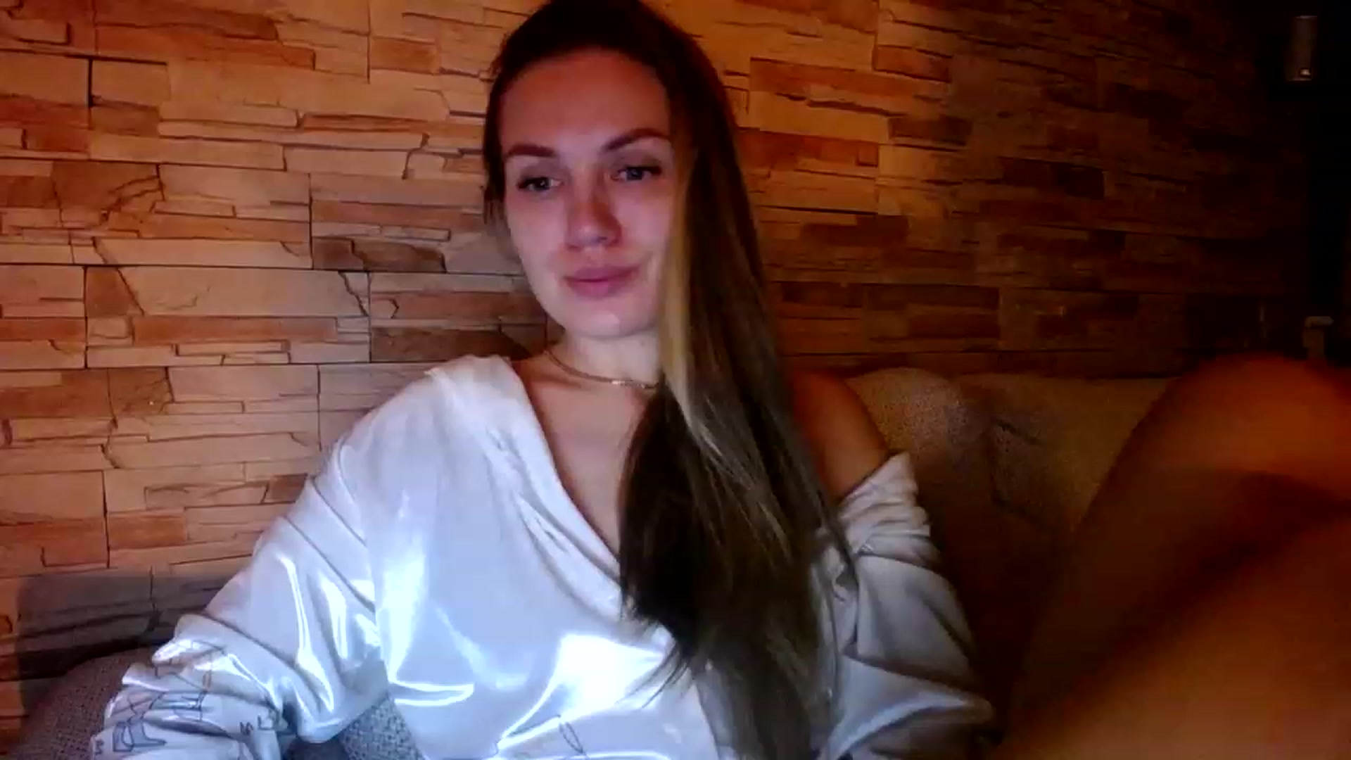 Gallery image thumbnail from Free_Love's myfreecams stream on, 03/13/2023, 23:05 image 10 of 20