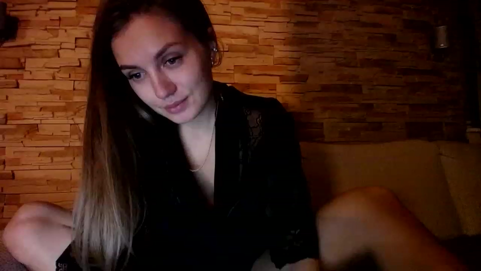 Gallery image thumbnail from Free_Love's myfreecams stream on, 03/16/2023, 21:32 image 12 of 20