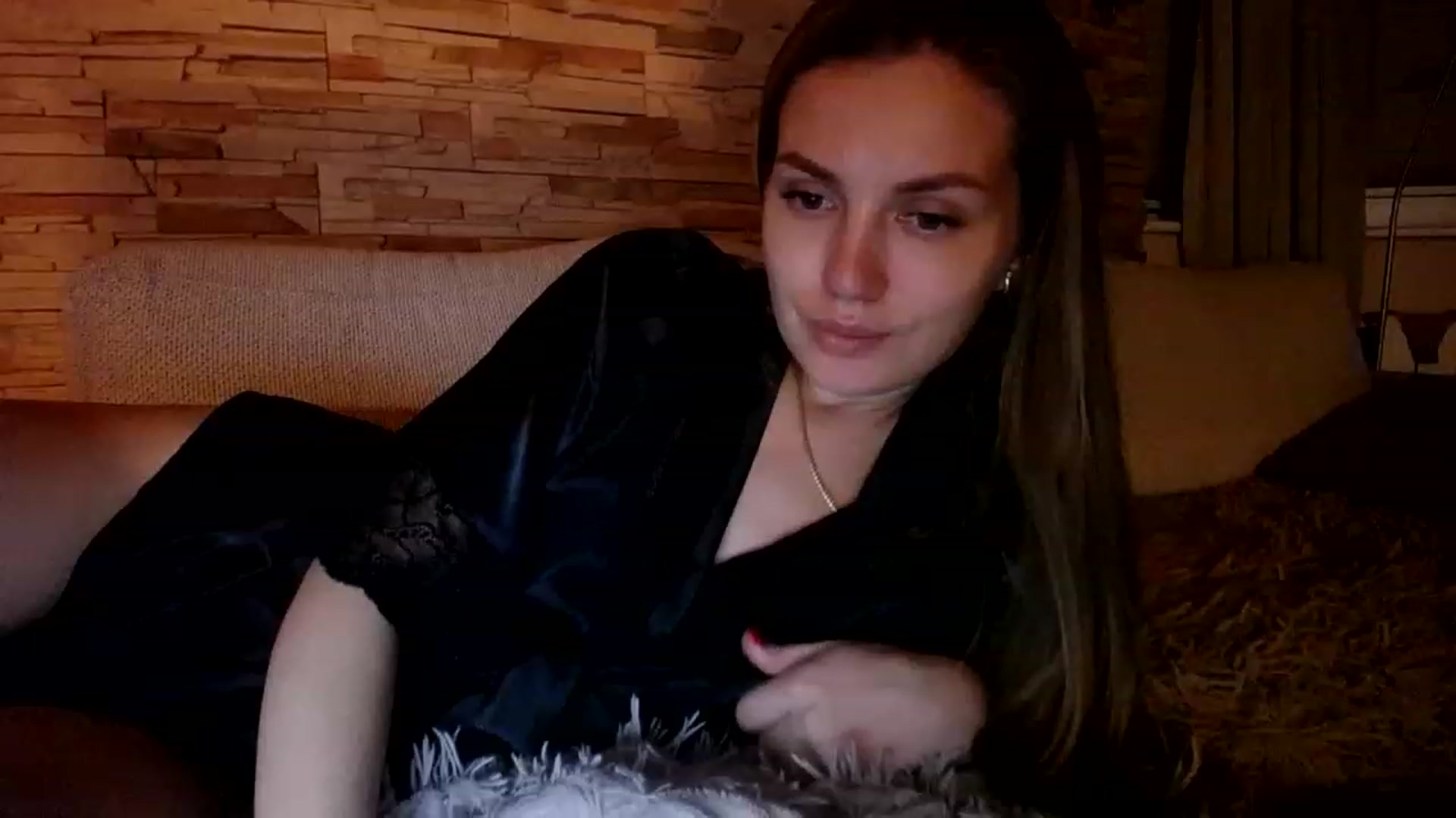 Gallery image thumbnail from Free_Love's myfreecams stream on, 03/16/2023, 21:32 image 5 of 20