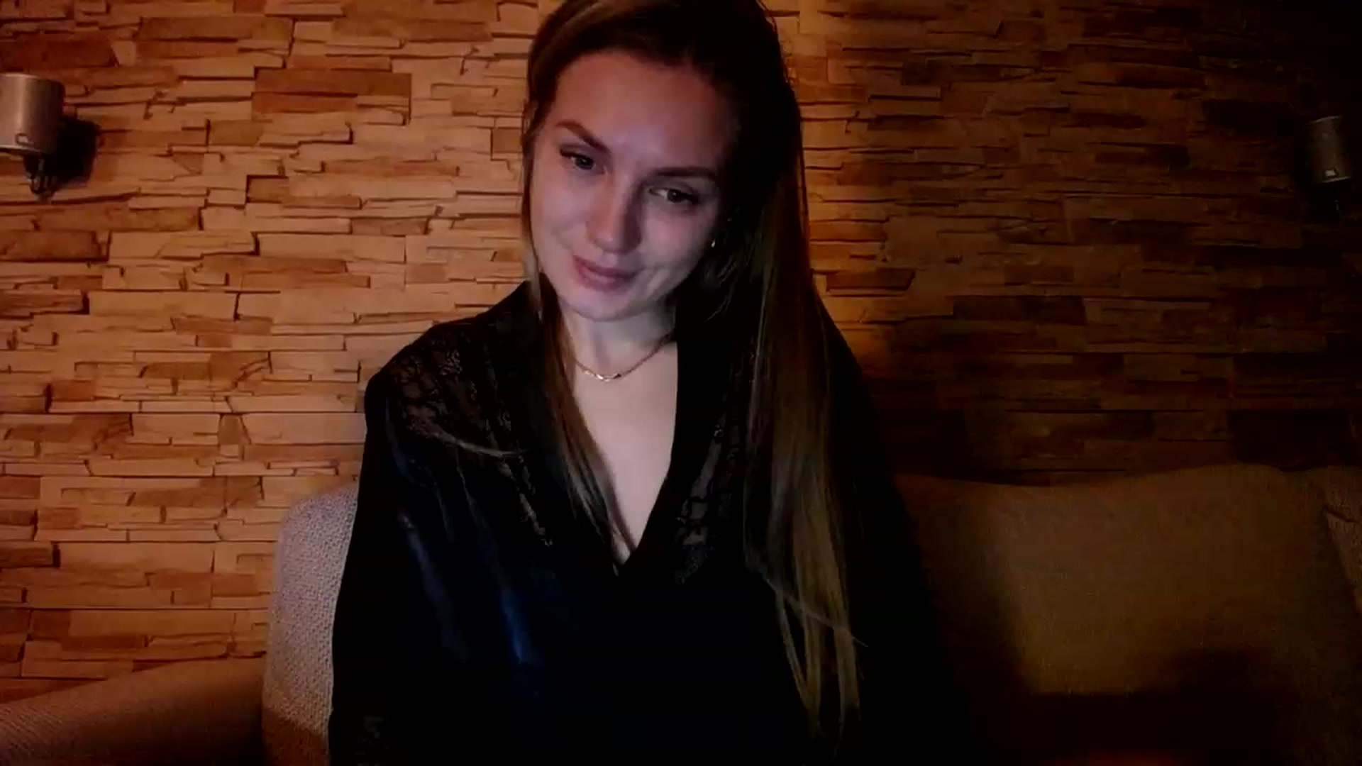 Gallery image thumbnail from Free_Love's myfreecams stream on, 03/17/2023, 21:54 image 9 of 20