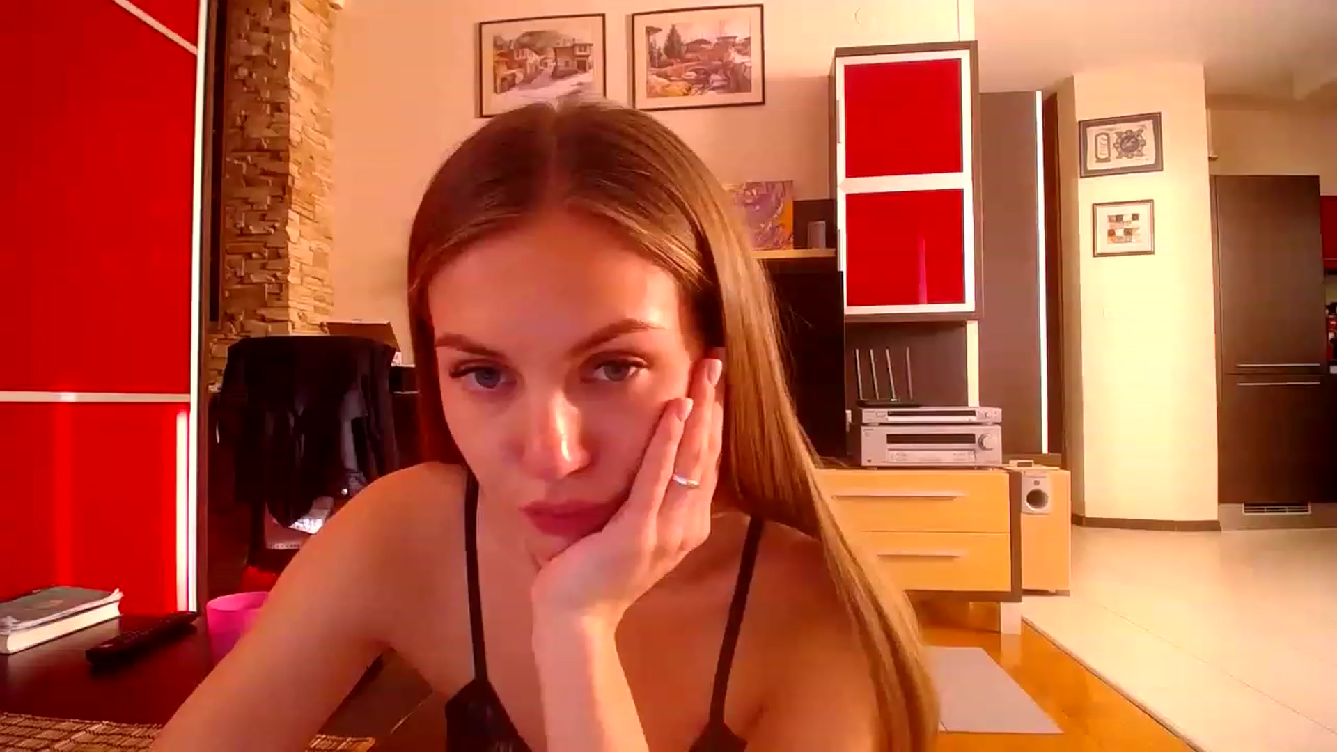 Gallery image thumbnail from Free_Love's myfreecams stream on, 04/12/2023, 15:48 image 14 of 20