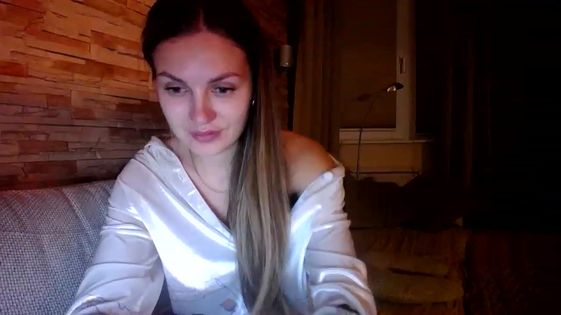 Gallery image thumbnail from Free_Love's myfreecams stream on, 05/13/2023, 21:27 image 16 of 20