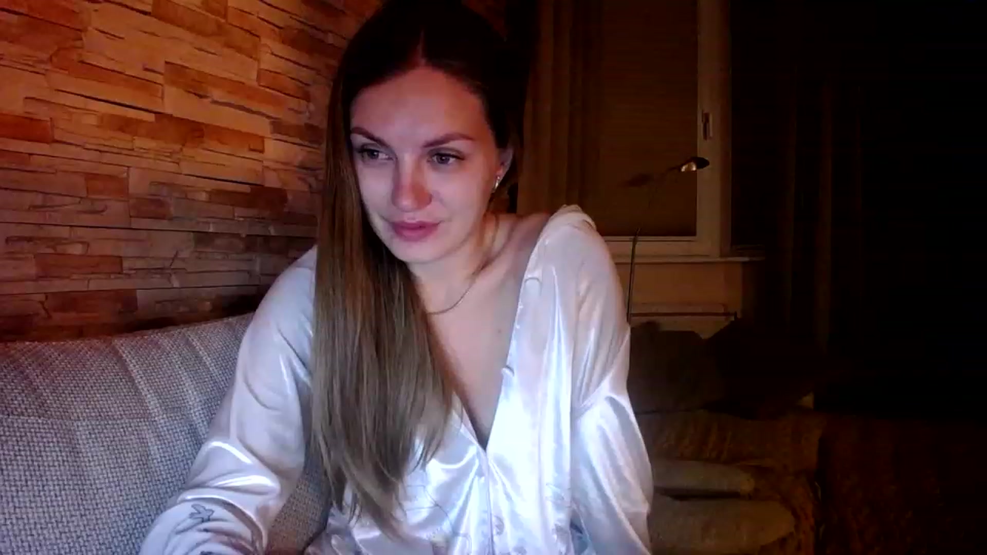 Gallery image thumbnail from Free_Love's myfreecams stream on, 05/13/2023, 21:27 image 2 of 20