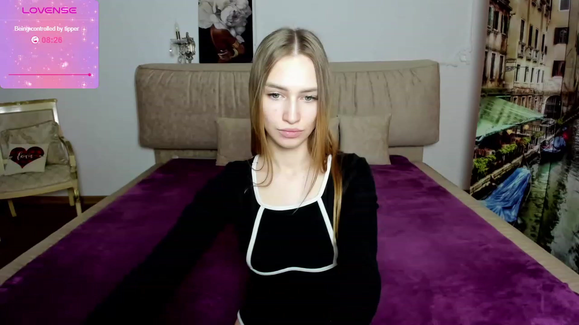 Gallery image thumbnail from FrenchFry's myfreecams stream on, 01/02/2024, 12:29 image 12 of 20