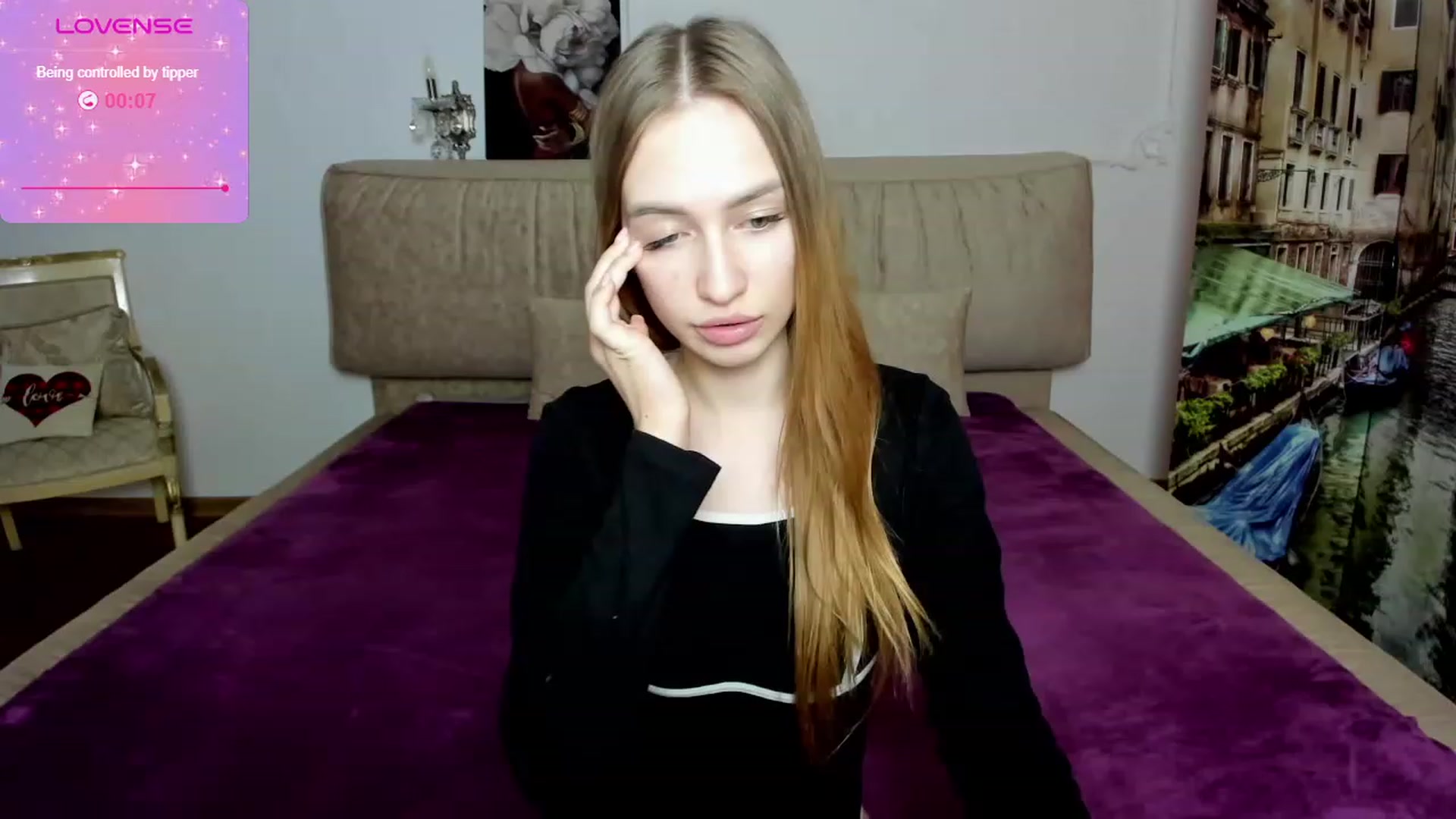 Gallery image thumbnail from FrenchFry's myfreecams stream on, 01/02/2024, 12:29 image 1 of 20