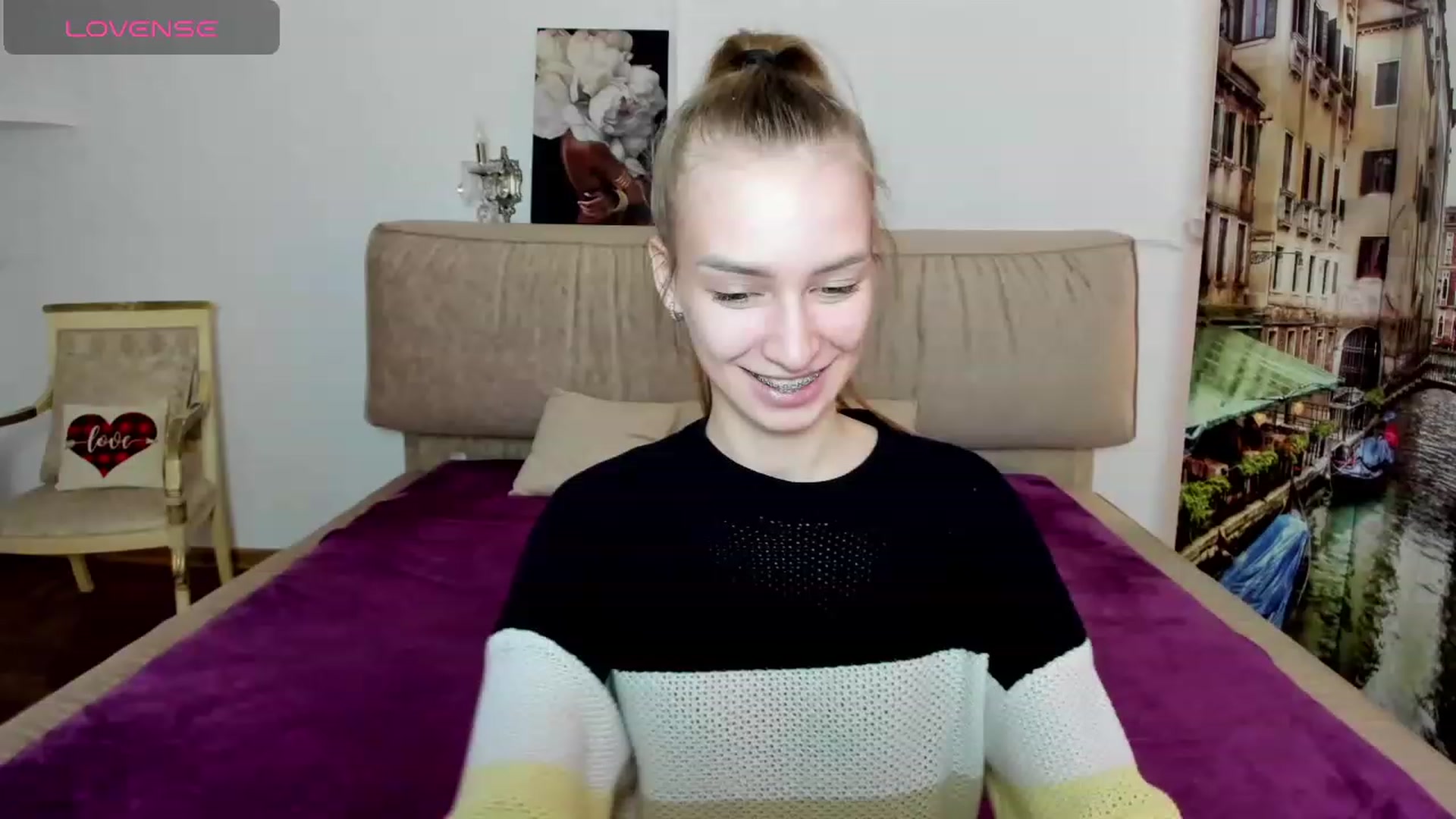 Gallery image thumbnail from FrenchFry's myfreecams stream on, 01/14/2024, 11:24 image 4 of 20