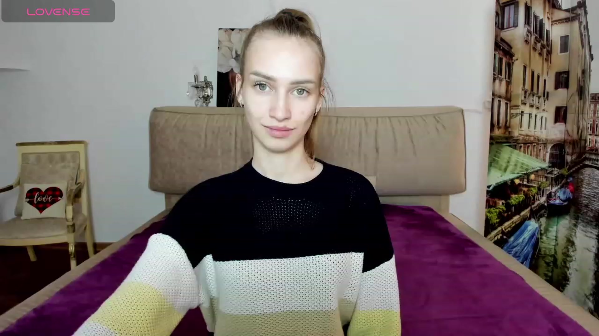 Gallery image thumbnail from FrenchFry's myfreecams stream on, 01/14/2024, 11:24 image 11 of 20