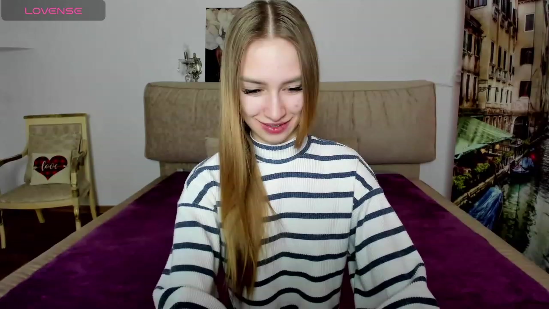 Gallery image thumbnail from FrenchFry's myfreecams stream on, 01/16/2024, 08:43 image 17 of 20