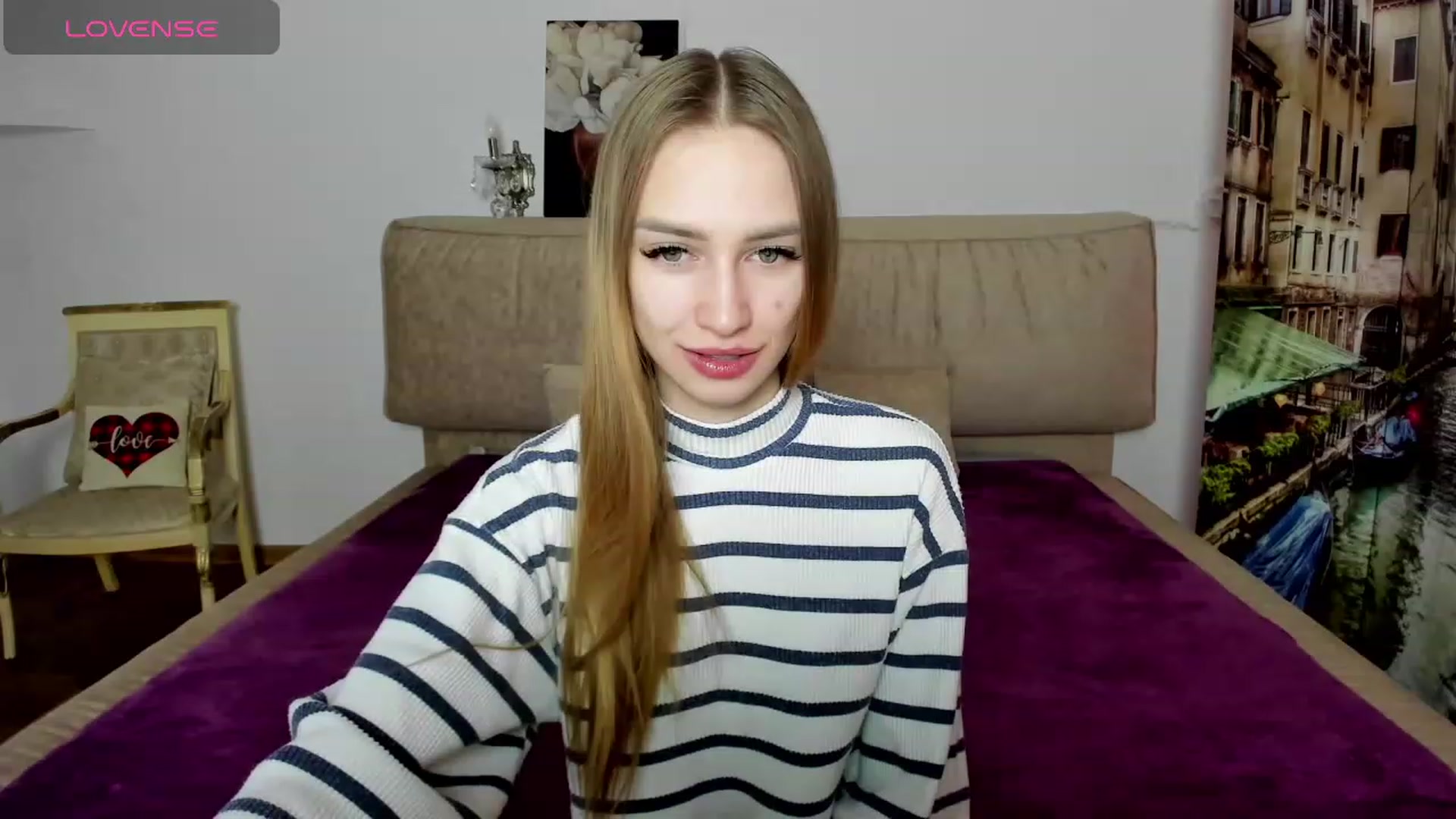 Gallery image thumbnail from FrenchFry's myfreecams stream on, 01/16/2024, 08:43 image 10 of 20