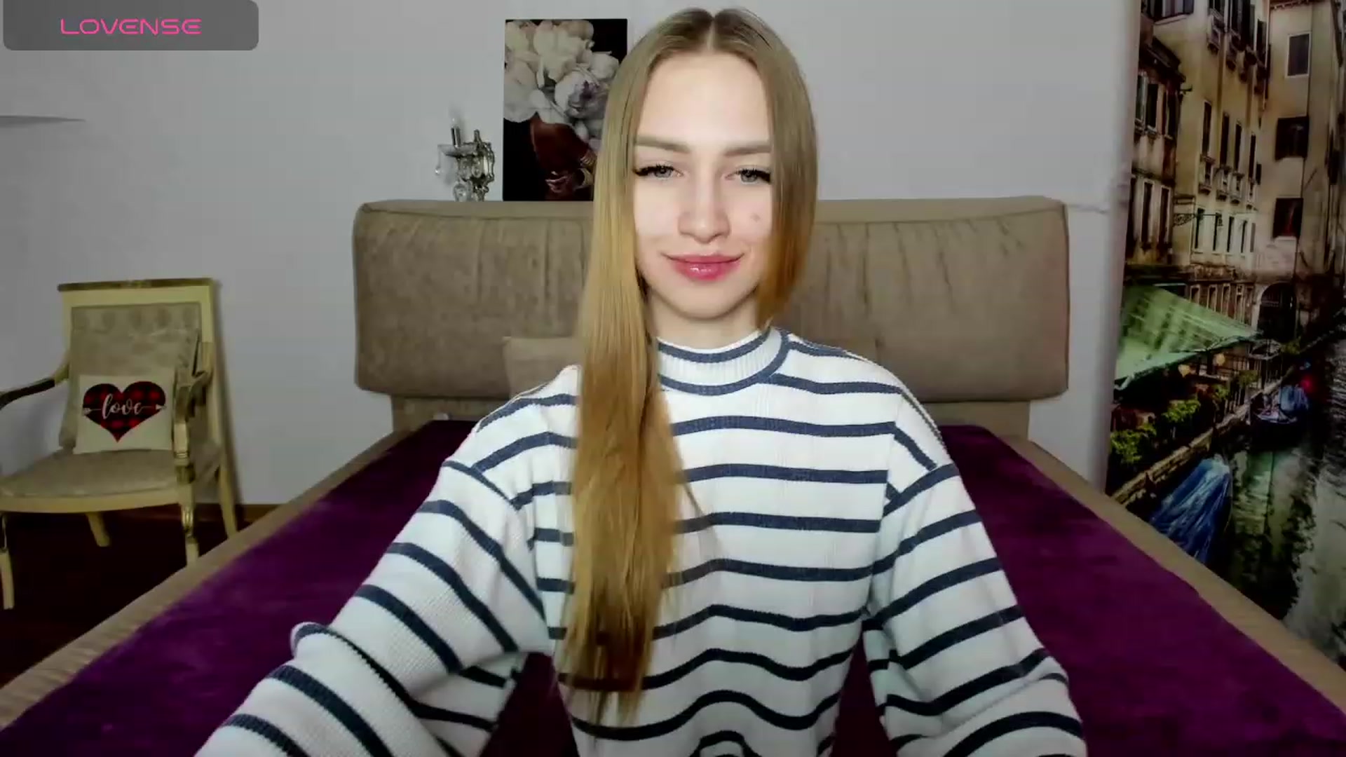 Gallery image thumbnail from FrenchFry's myfreecams stream on, 01/16/2024, 08:43 image 14 of 20