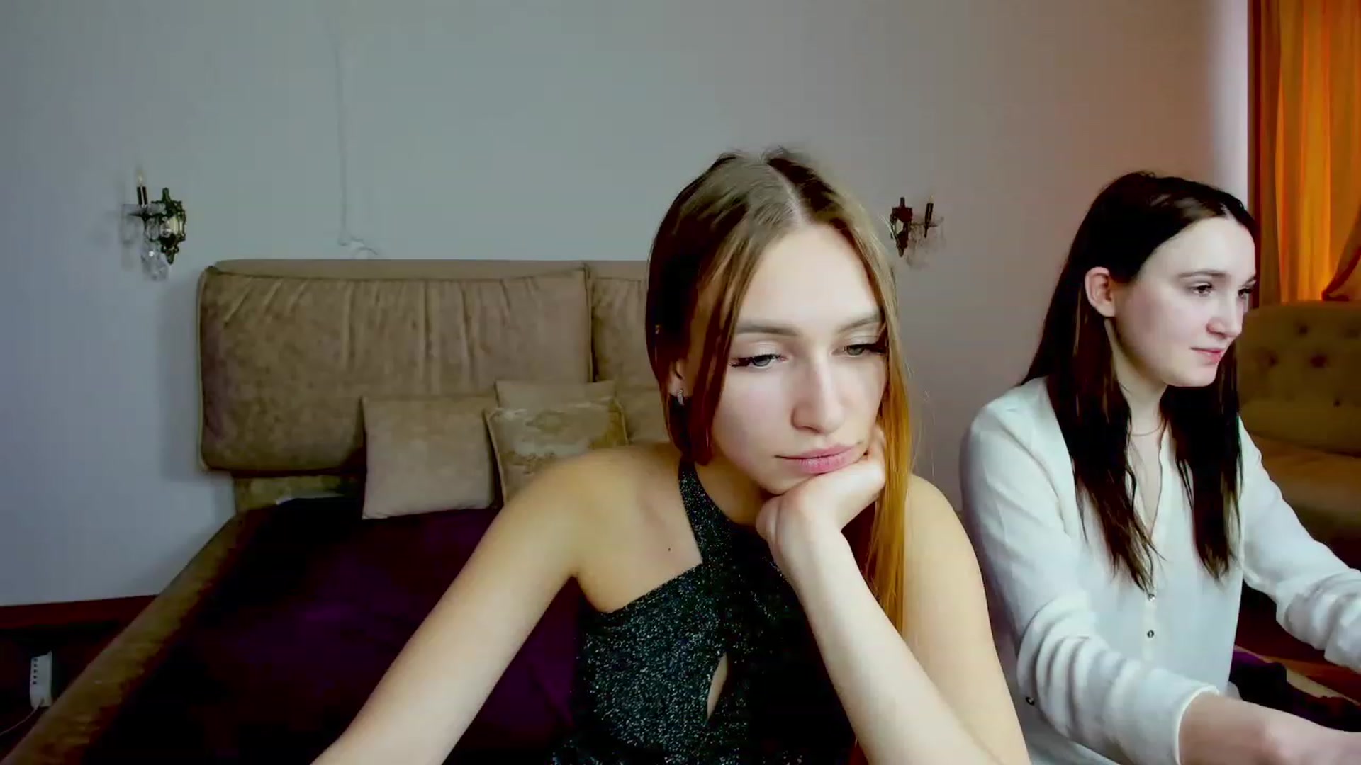 Gallery image thumbnail from FrenchFry's myfreecams stream on, 01/30/2024, 12:22 image 16 of 20