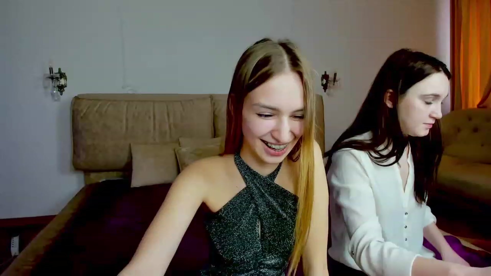 Gallery image thumbnail from FrenchFry's myfreecams stream on, 01/30/2024, 12:22 image 18 of 20