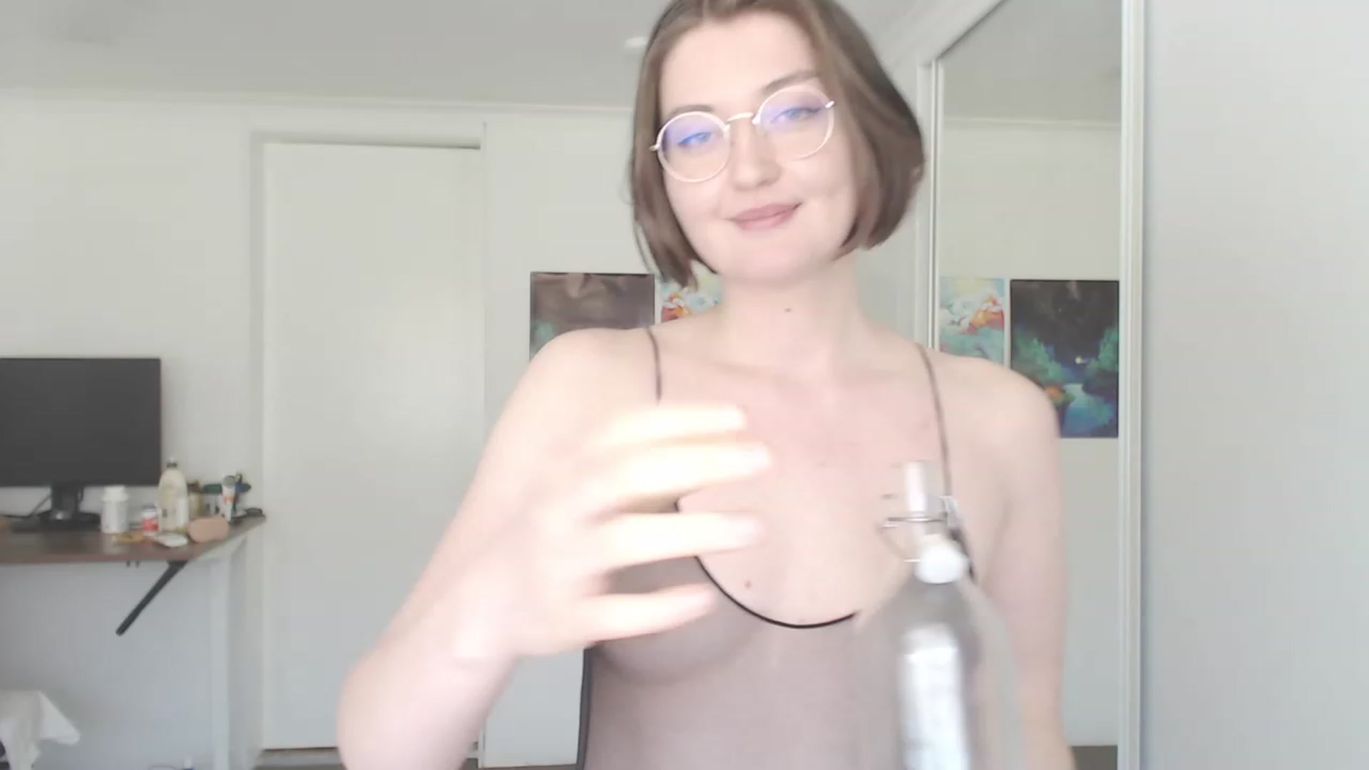 Gallery image thumbnail from FreyFrey_'s myfreecams stream on, 12/15/2022, 03:42 image 19 of 20