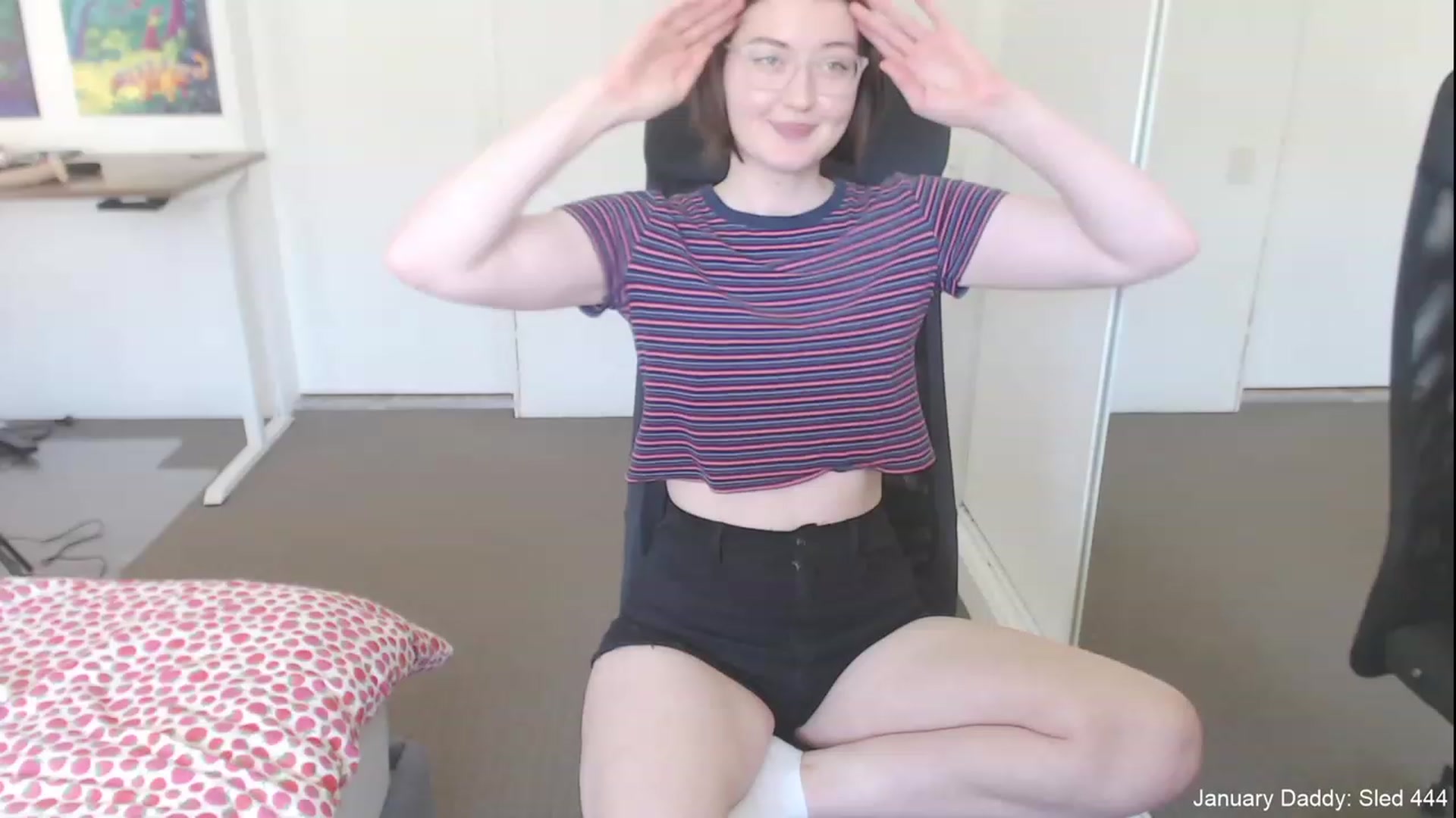 Gallery image thumbnail from FreyFrey_'s myfreecams stream on, 01/04/2023, 02:35 image 8 of 20