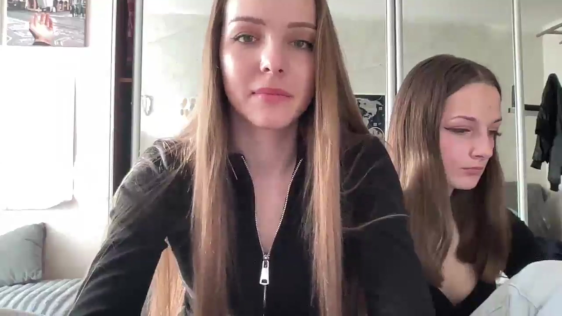Gallery image thumbnail from FreyaPulse's myfreecams stream on, 03/31/2026, 14:20 image 19 of 20