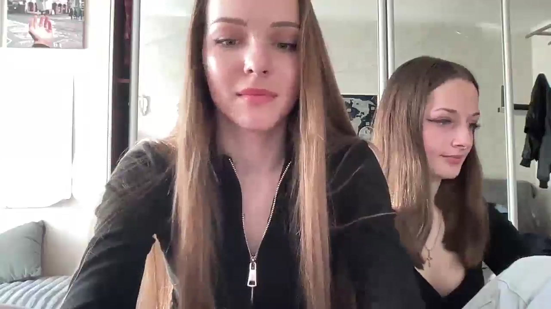 Gallery image thumbnail from FreyaPulse's myfreecams stream on, 03/31/2026, 14:20 image 18 of 20