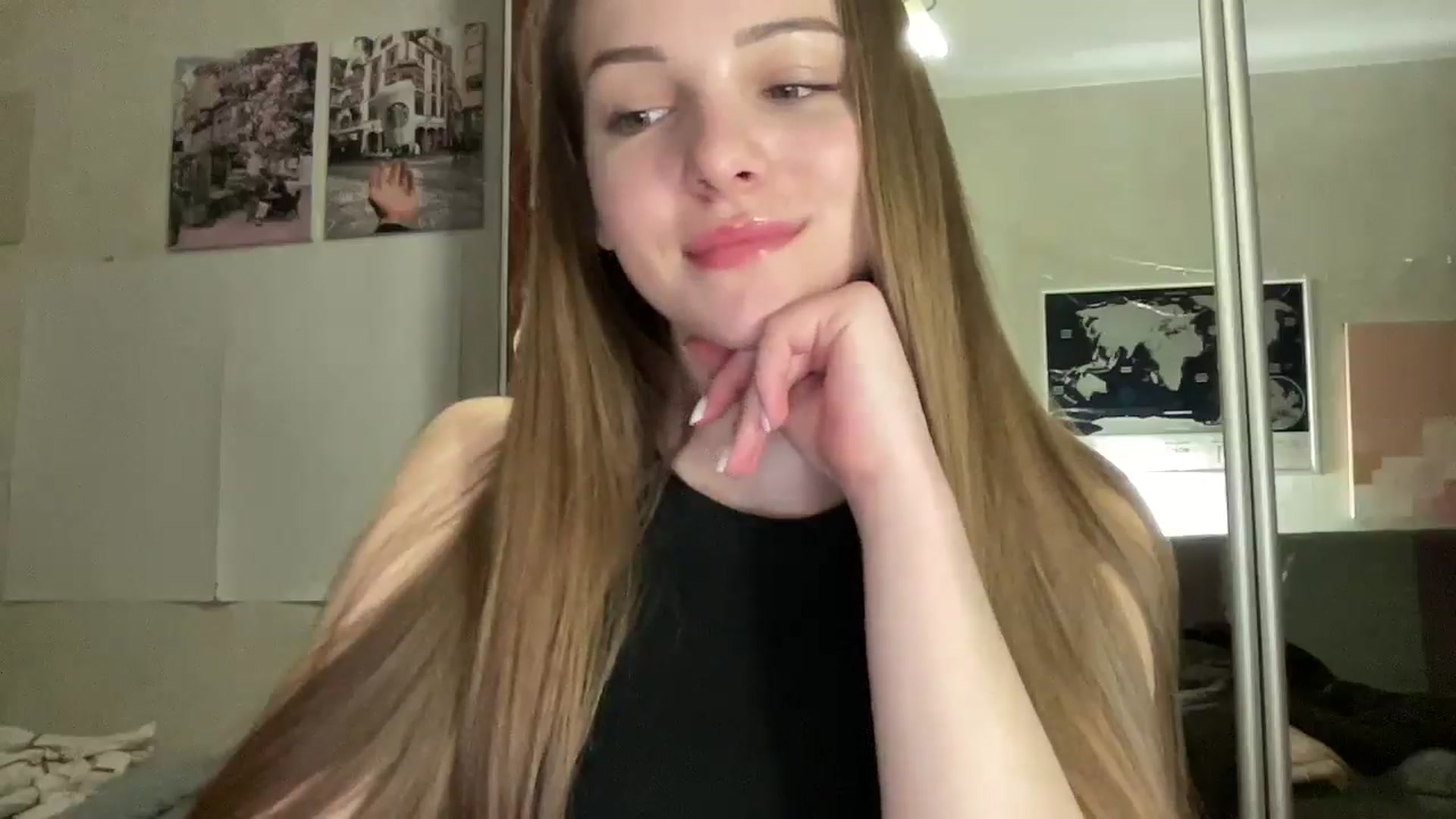 Gallery image thumbnail from FreyaPulse's myfreecams stream on, 04/15/2026, 18:59 image 10 of 20