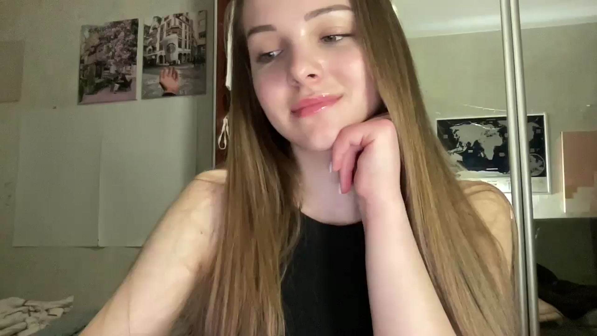 Gallery image thumbnail from FreyaPulse's myfreecams stream on, 04/15/2026, 18:59 image 19 of 20