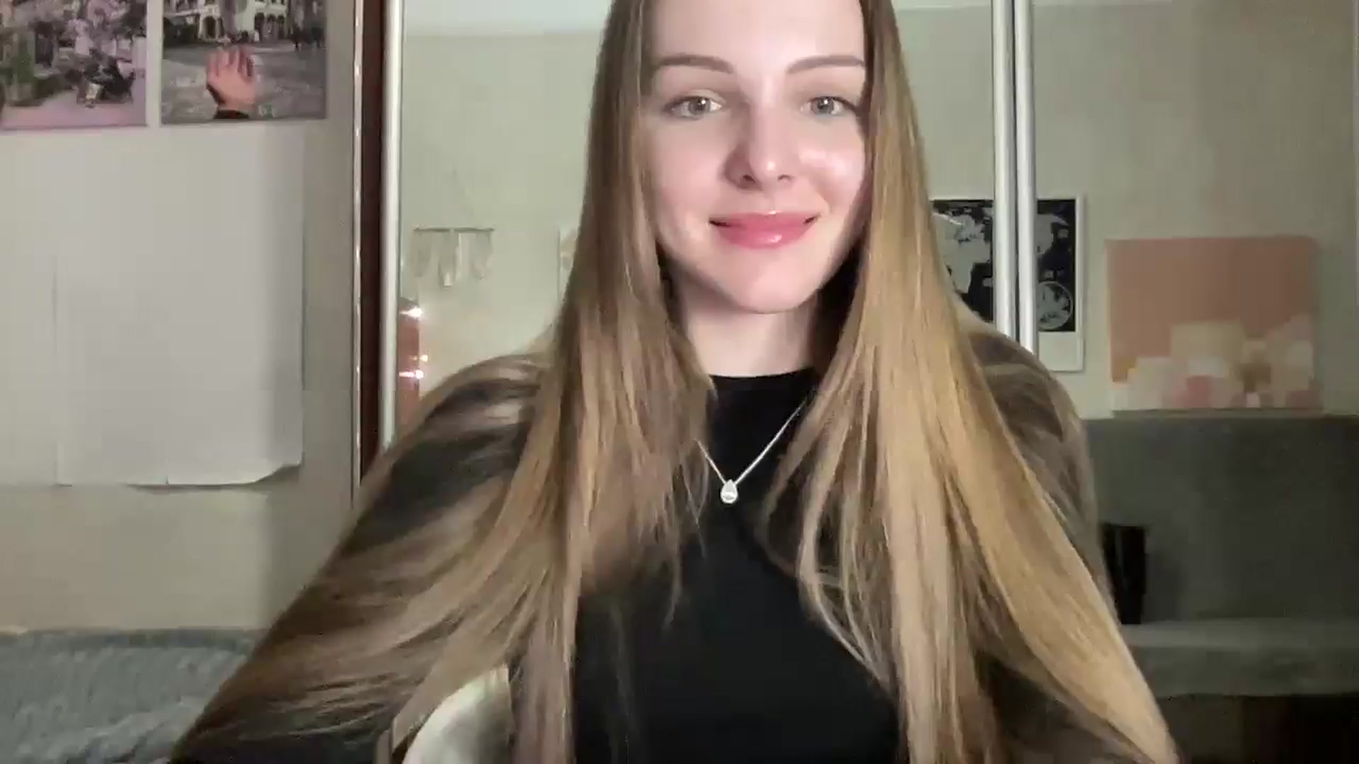 Gallery image thumbnail from FreyaPulse's myfreecams stream on, 04/20/2026, 18:19 image 2 of 20