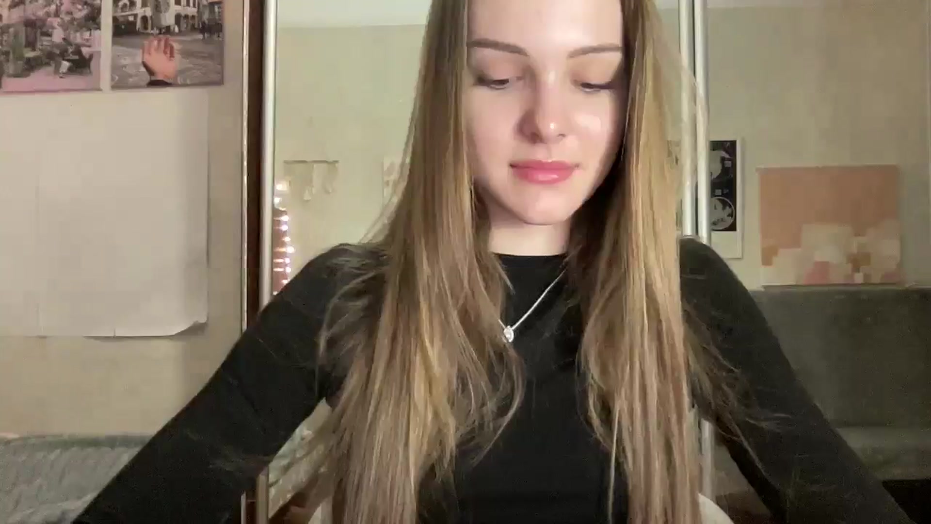 Gallery image thumbnail from FreyaPulse's myfreecams stream on, 04/20/2026, 18:19 image 5 of 20