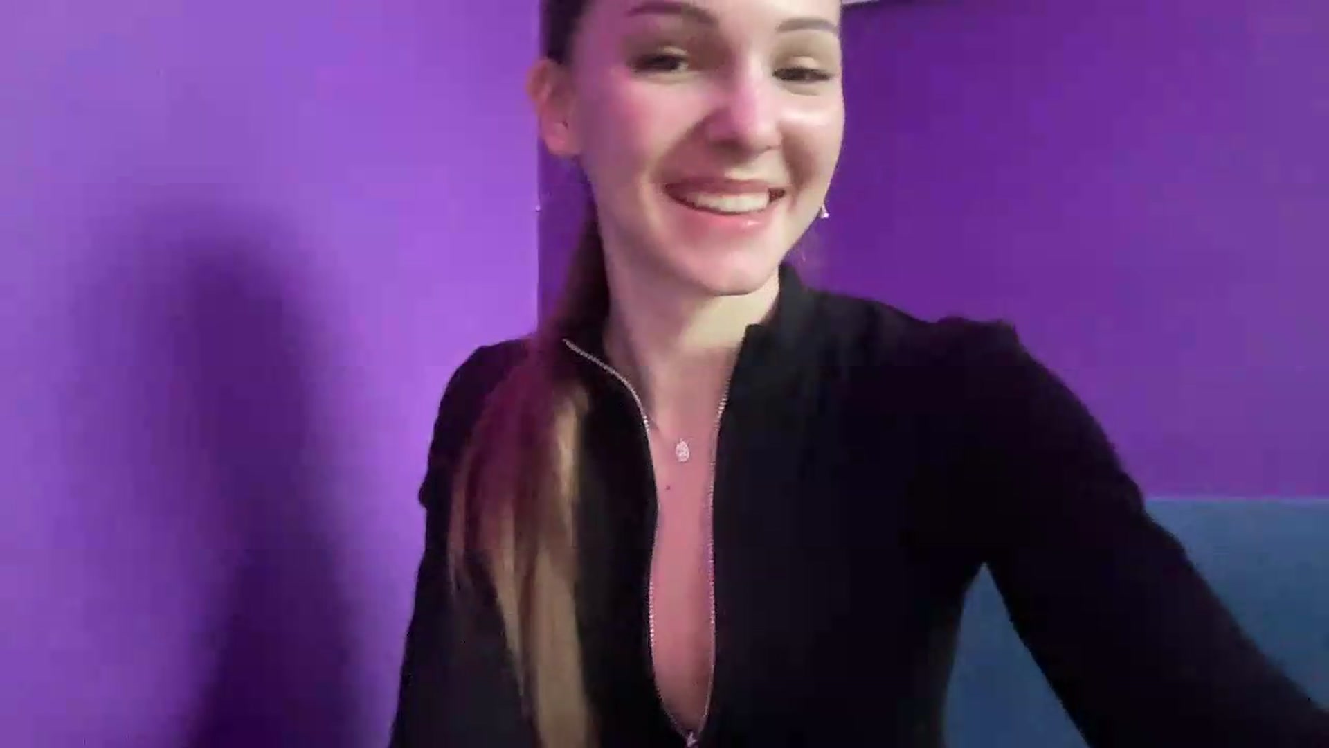 Gallery image thumbnail from FreyaPulse's myfreecams stream on, 05/28/2026, 13:04 image 5 of 20