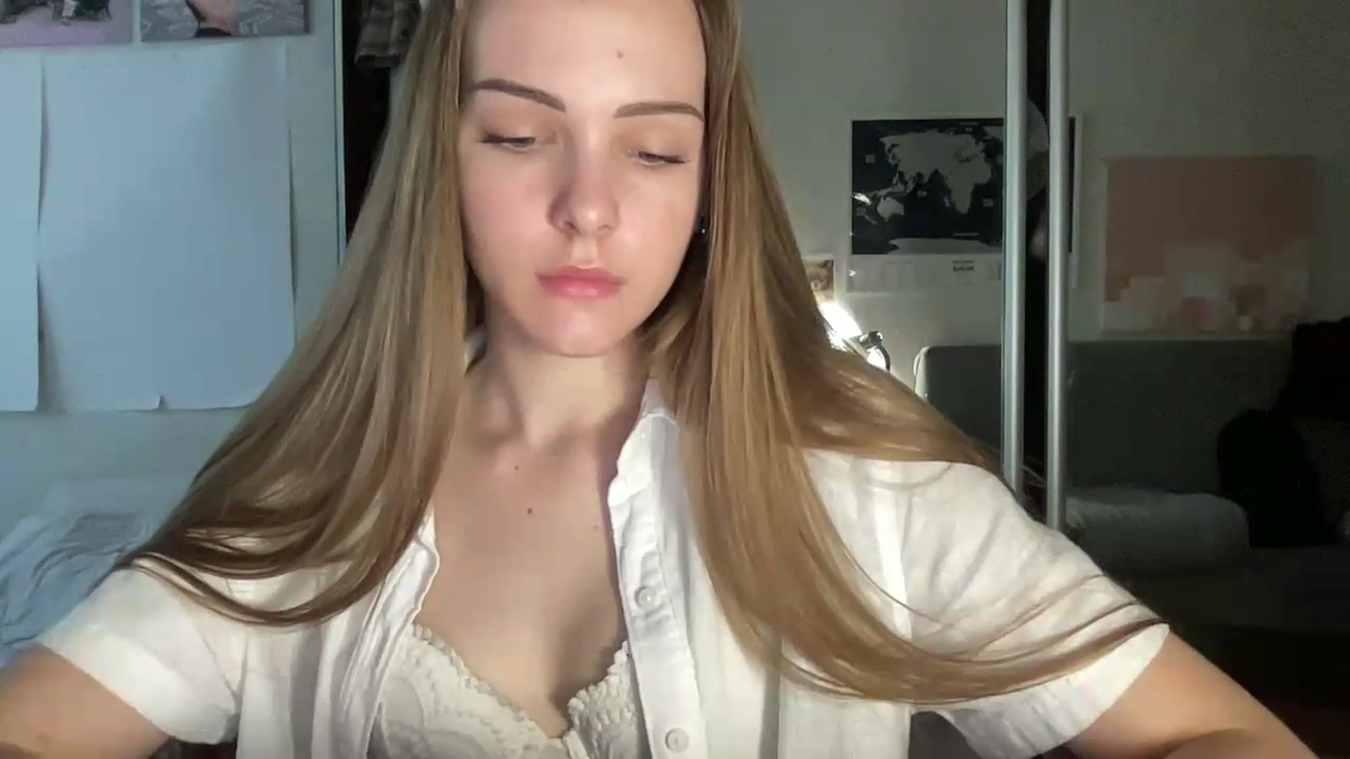 Gallery image thumbnail from FreyaPulse's myfreecams stream on, 06/19/2026, 17:24 image 6 of 20