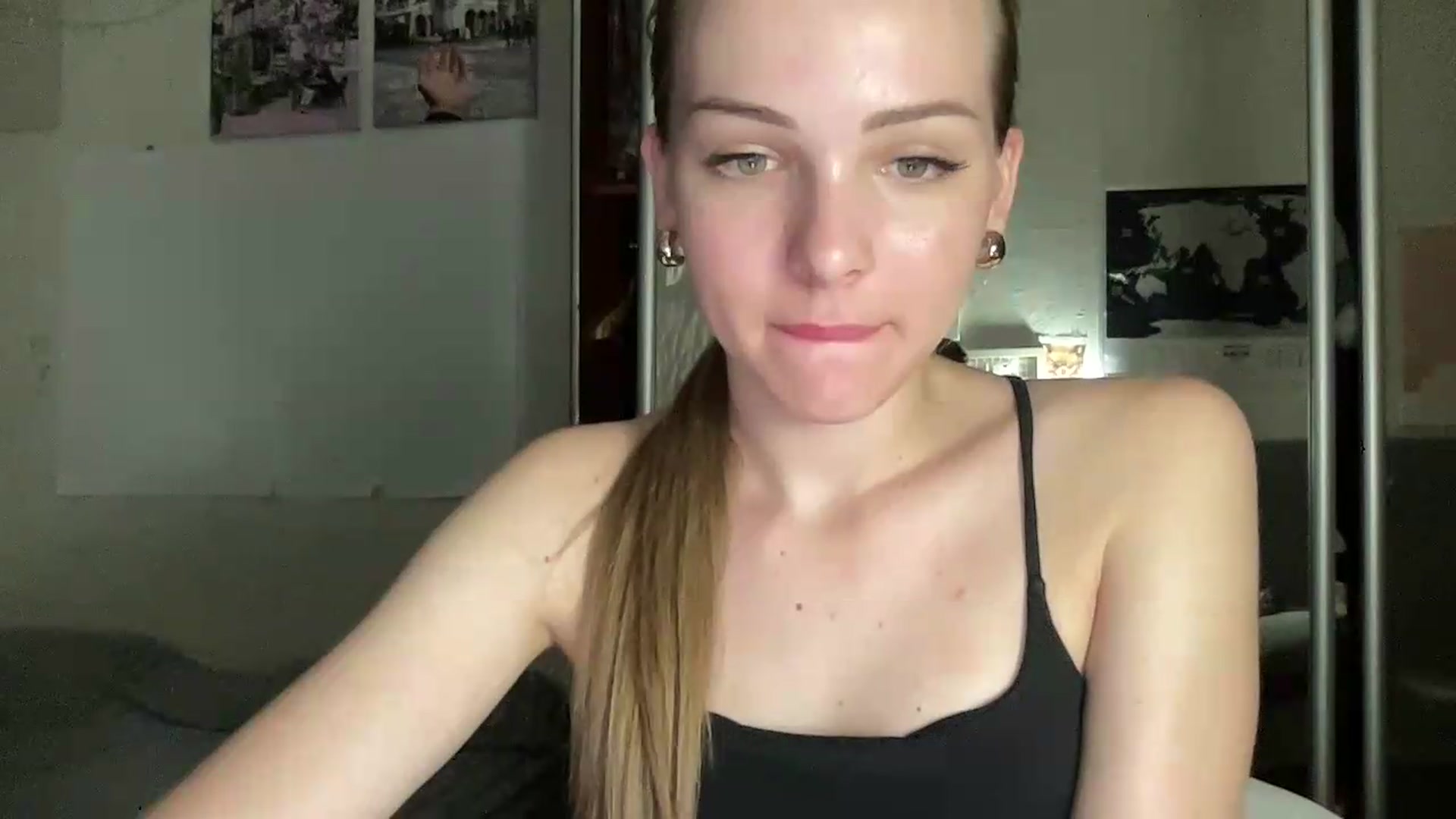 Gallery image thumbnail from FreyaPulse's myfreecams stream on, 06/25/2026, 19:43 image 6 of 20