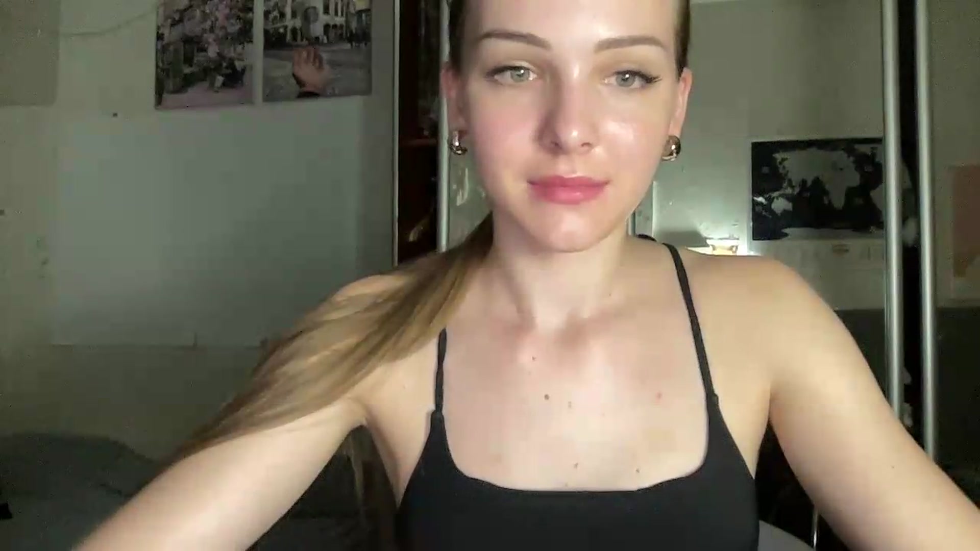Gallery image thumbnail from FreyaPulse's myfreecams stream on, 06/25/2026, 19:43 image 15 of 20