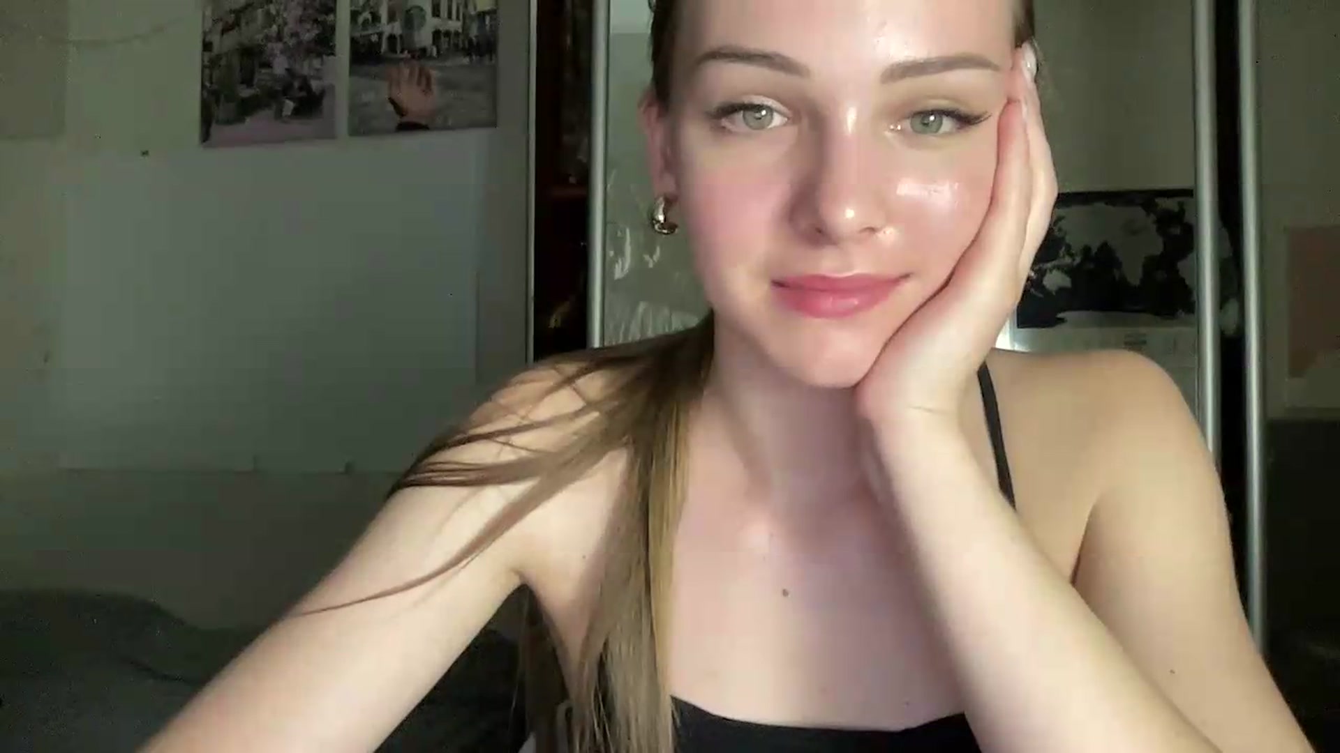 Gallery image thumbnail from FreyaPulse's myfreecams stream on, 06/25/2026, 19:43 image 20 of 20