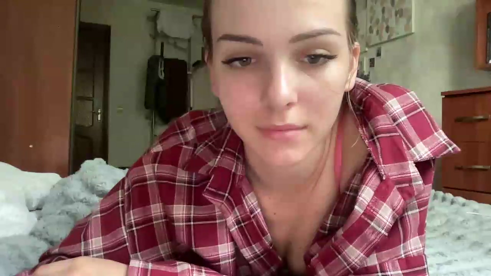 Gallery image thumbnail from FreyaPulse's myfreecams stream on, 06/26/2026, 16:42 image 15 of 20