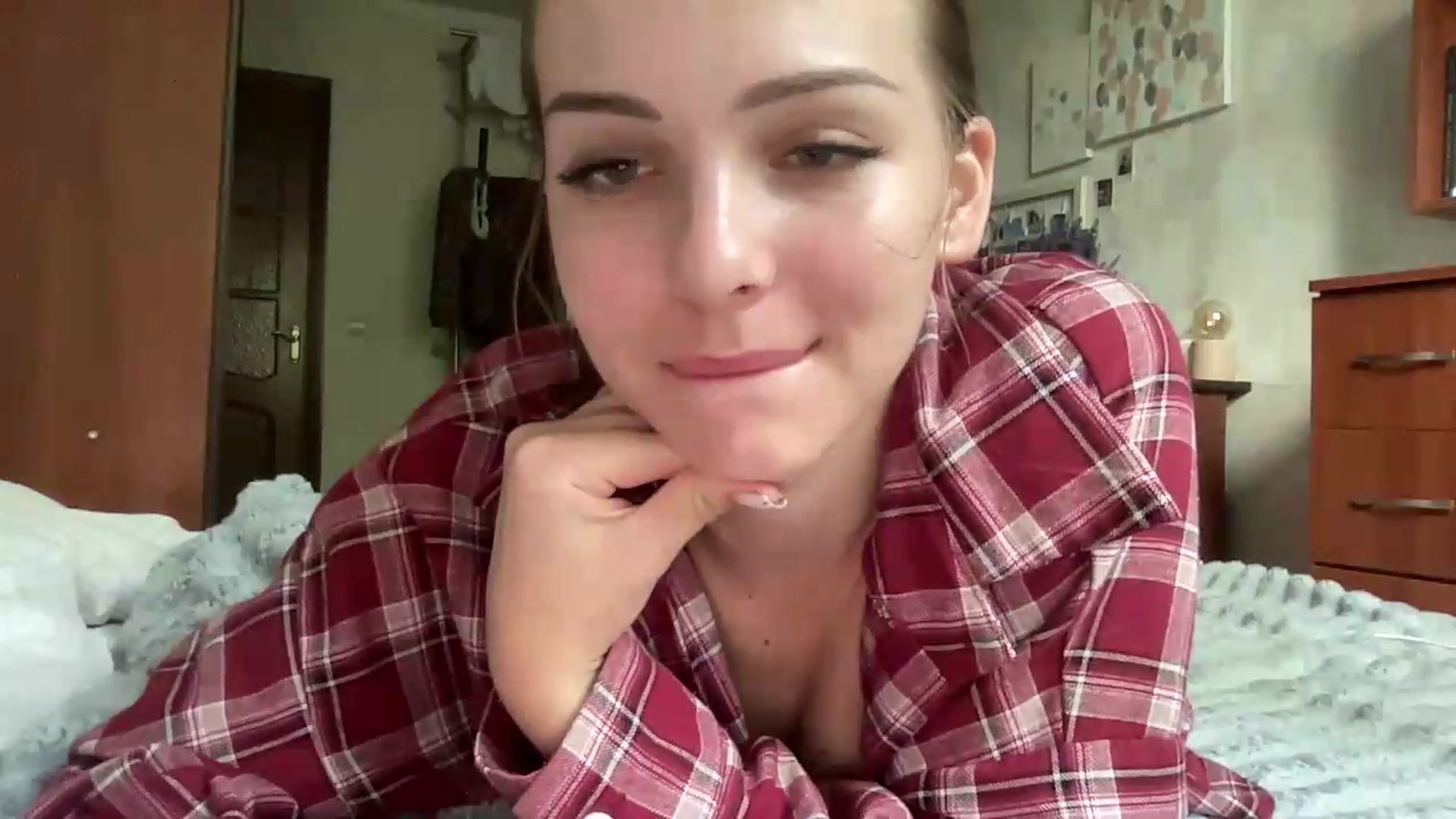Gallery image thumbnail from FreyaPulse's myfreecams stream on, 06/26/2026, 16:42 image 20 of 20