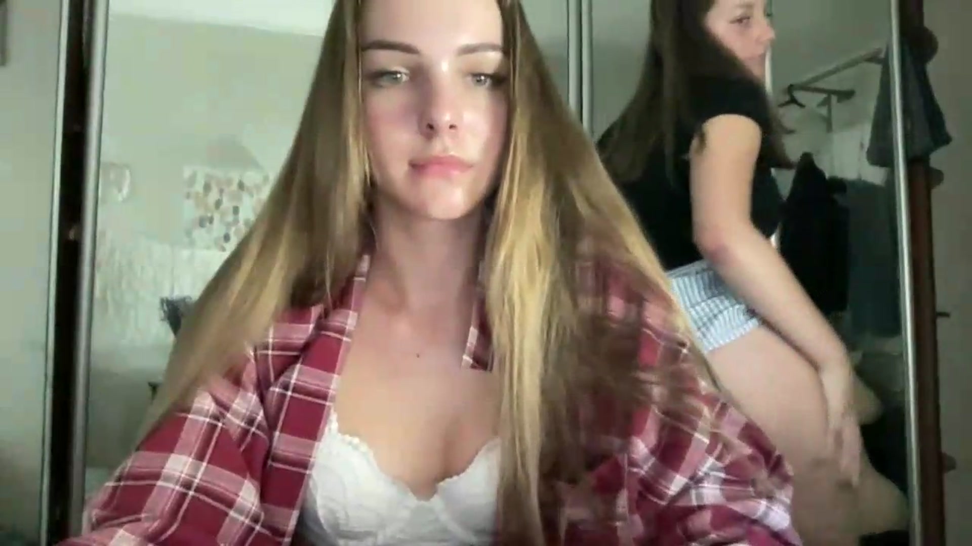 Gallery image thumbnail from FreyaPulse's myfreecams stream on, 07/08/2026, 17:39 image 4 of 20