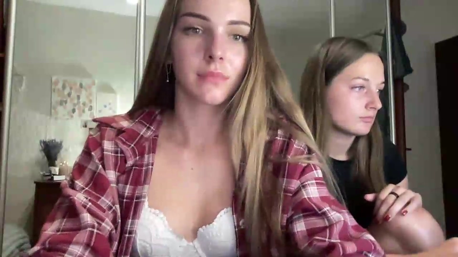 Gallery image thumbnail from FreyaPulse's myfreecams stream on, 07/08/2026, 19:23 image 3 of 20