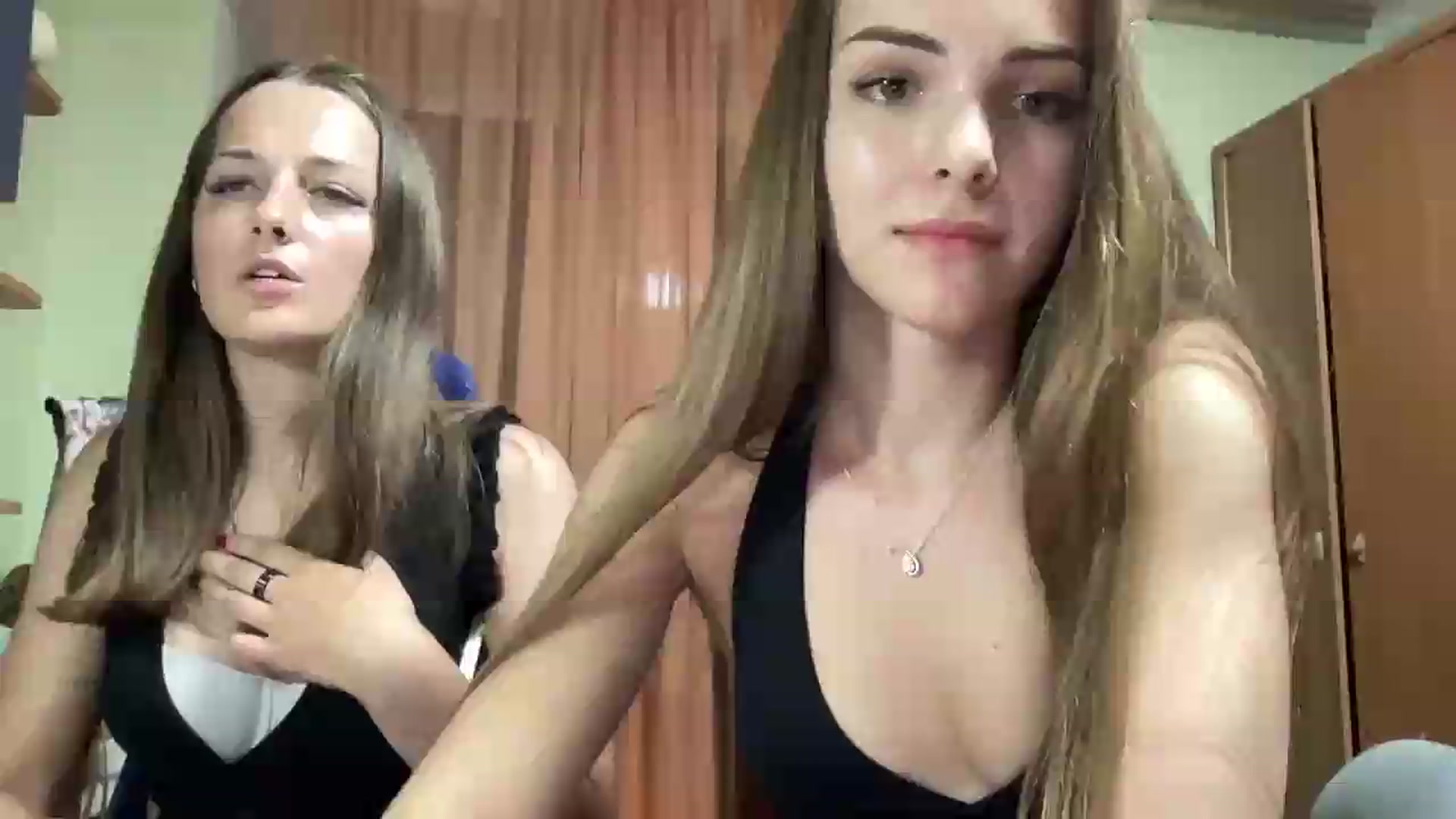 Gallery image thumbnail from FreyaPulse's myfreecams stream on, 07/10/2026, 18:25 image 3 of 20