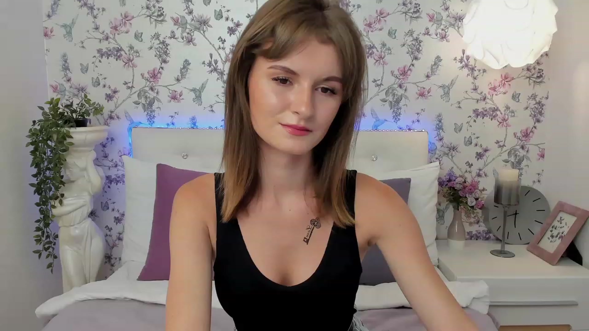 Gallery image thumbnail from FreyaSwann's myfreecams stream on, 08/16/2023, 18:23 image 1 of 20