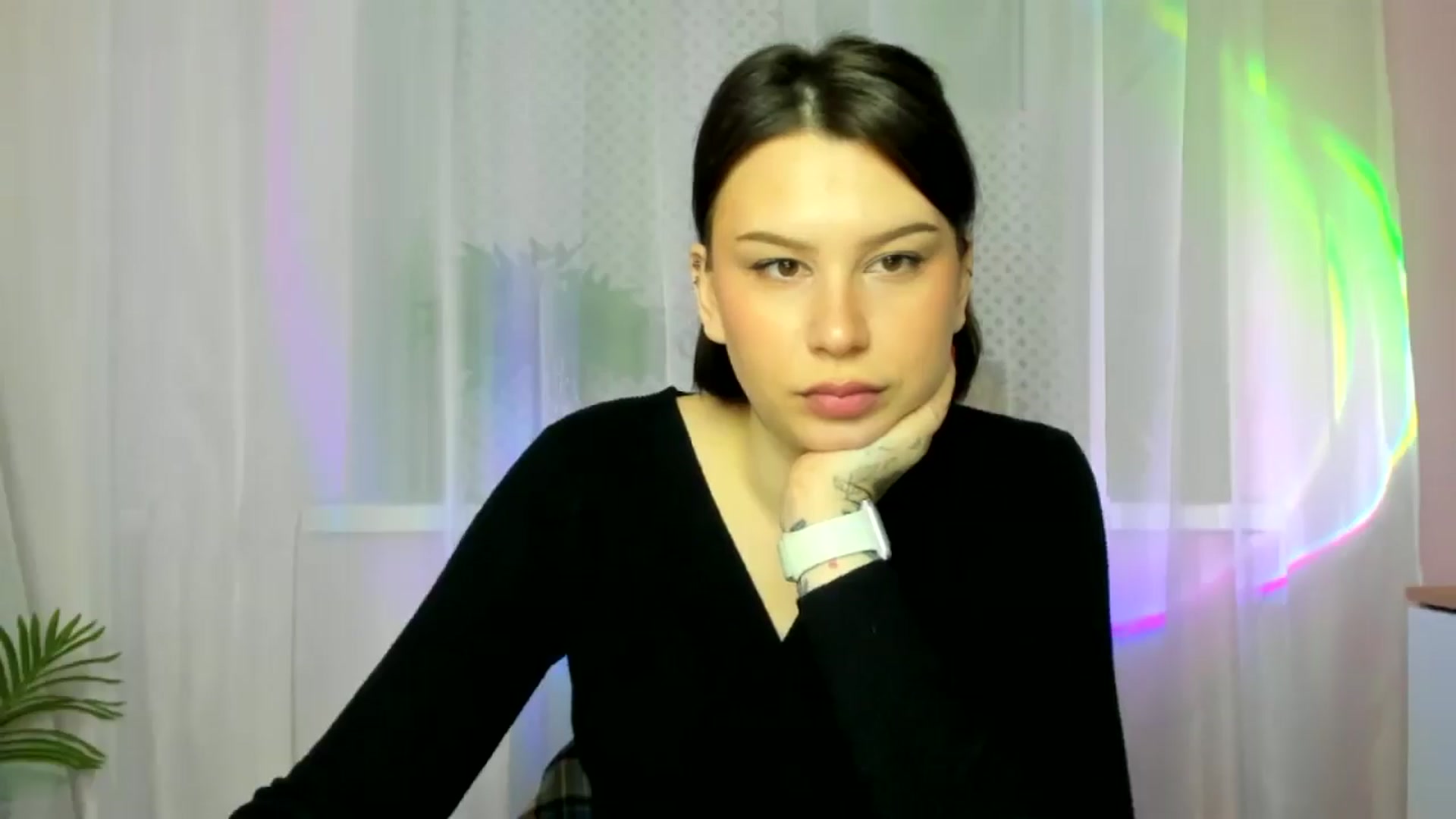 Gallery image thumbnail from FreyaWave's myfreecams stream on, 02/19/2025, 09:25 image 6 of 20
