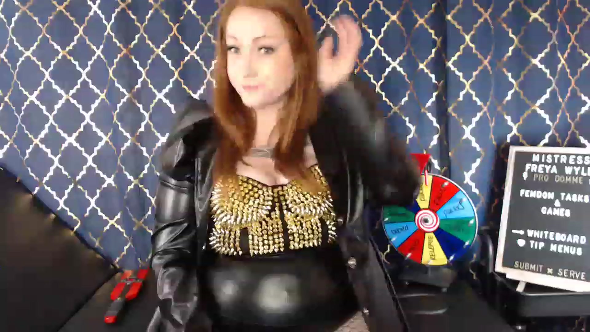 Gallery image thumbnail from FreyaWyld's myfreecams stream on, 12/05/2022, 10:48 image 16 of 20