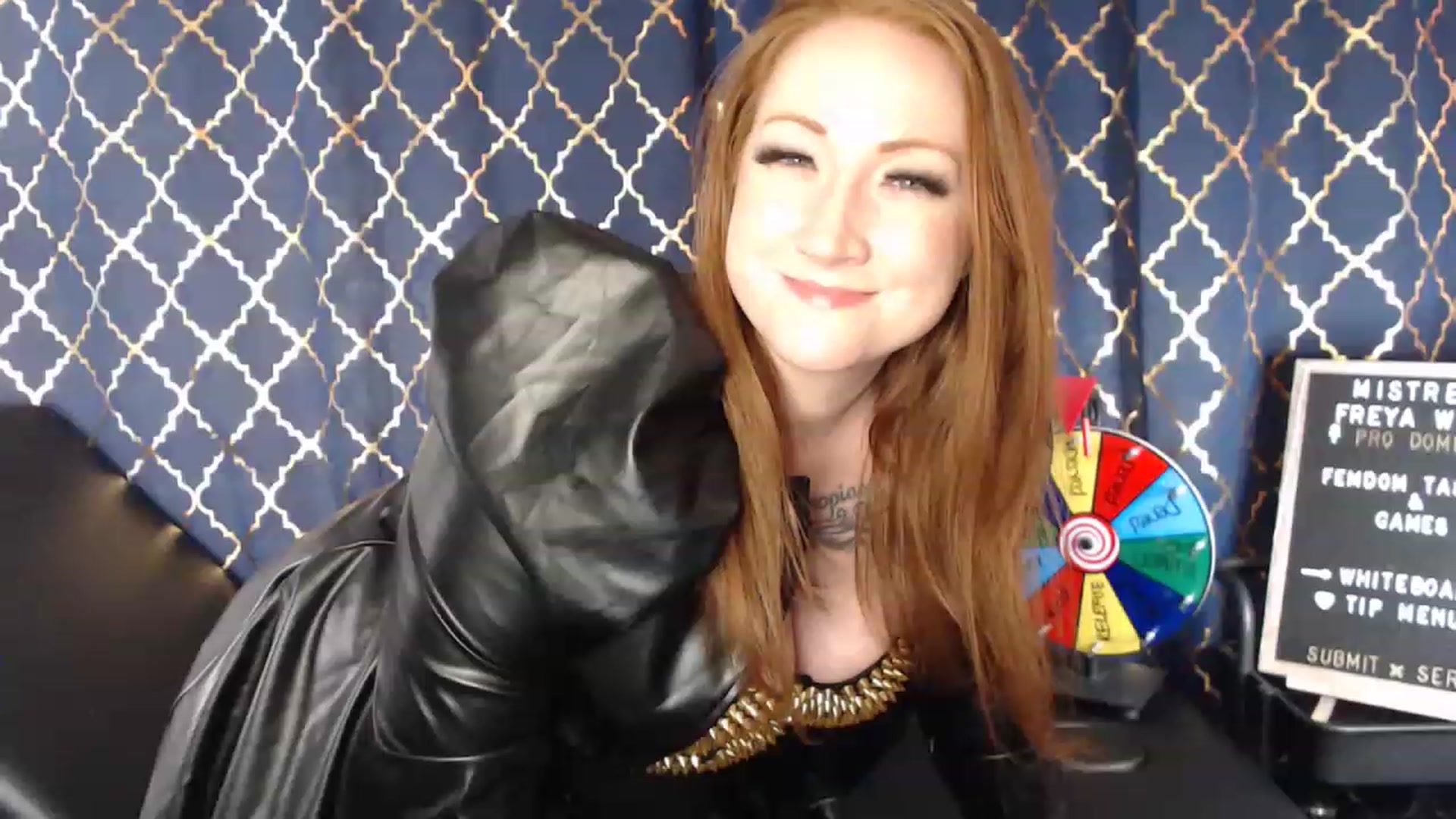 Gallery image thumbnail from FreyaWyld's myfreecams stream on, 12/05/2022, 11:50 image 3 of 20