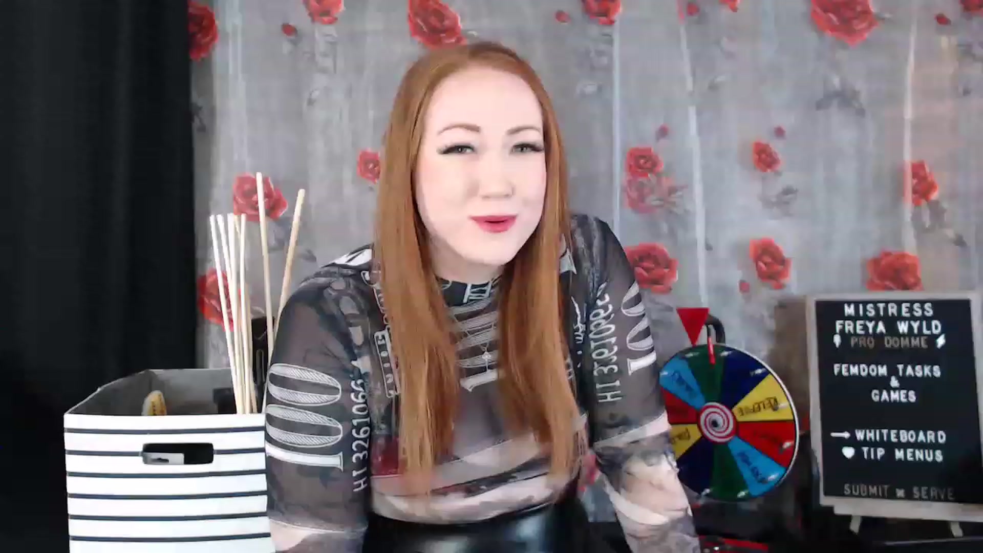 Gallery image thumbnail from FreyaWyld's myfreecams stream on, 12/19/2022, 08:06 image 13 of 20